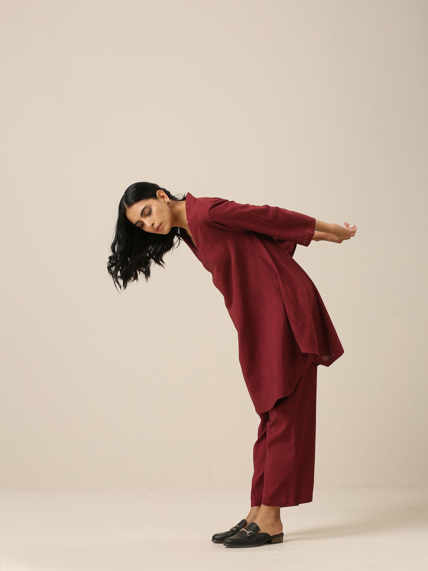 trueBrowns Ruby Wine Slub Textured Collar Co-Ord Set - Swadesiicart