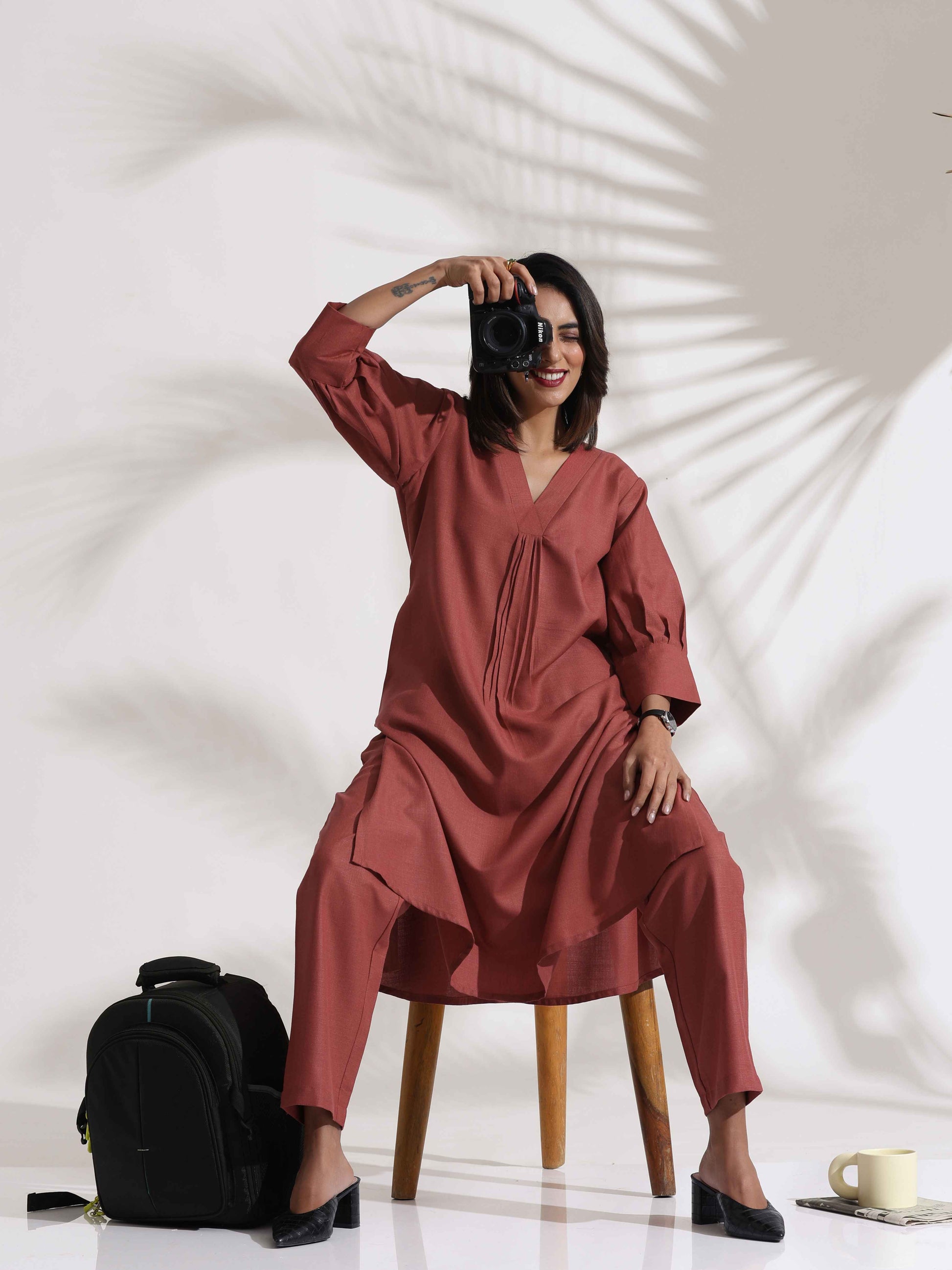 trueBrowns Pink Slub Kurta Set | Swadesiicart