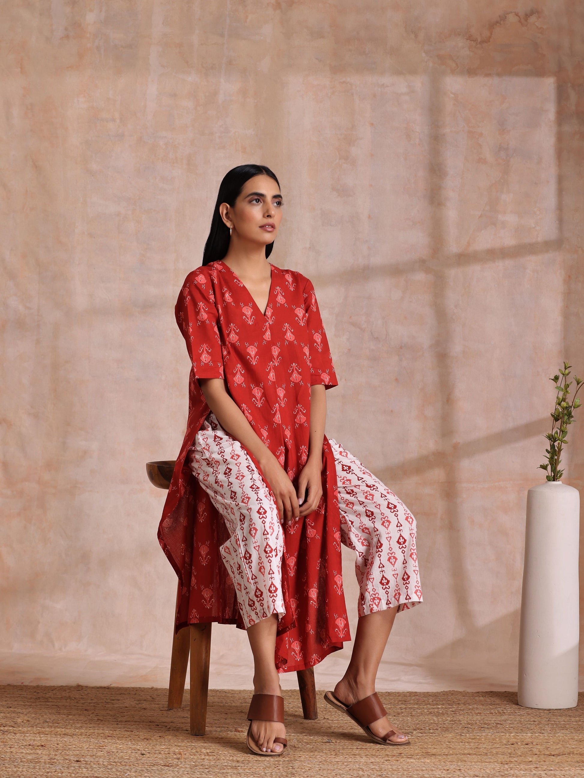 trueBrowns Red On Red Ikat Print Cotton Kurta Pant Set | Swadesiicart