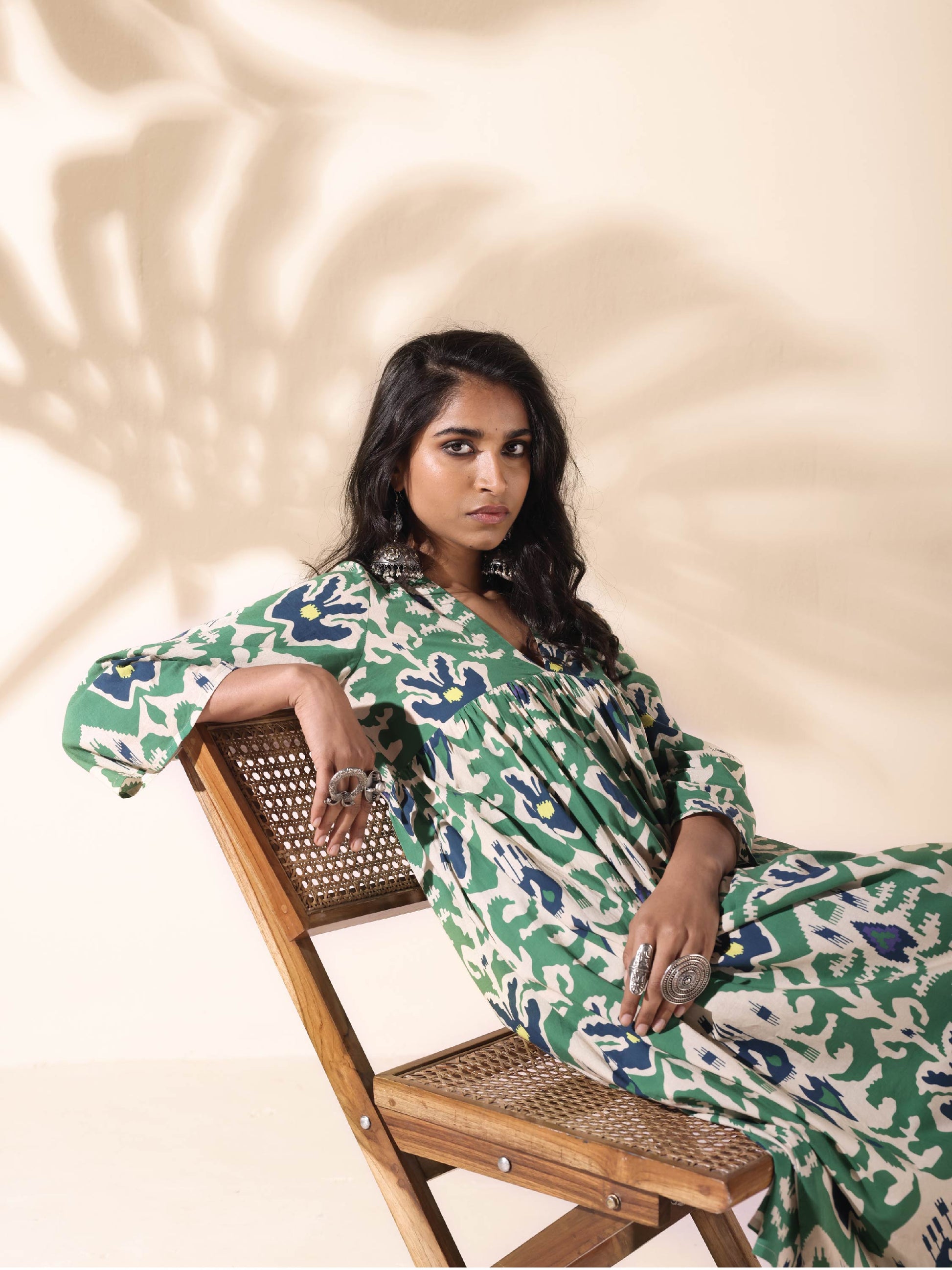 trueBrowns Green Cotton Ikat Flared Kurta Pant Set | Swadesiicart
