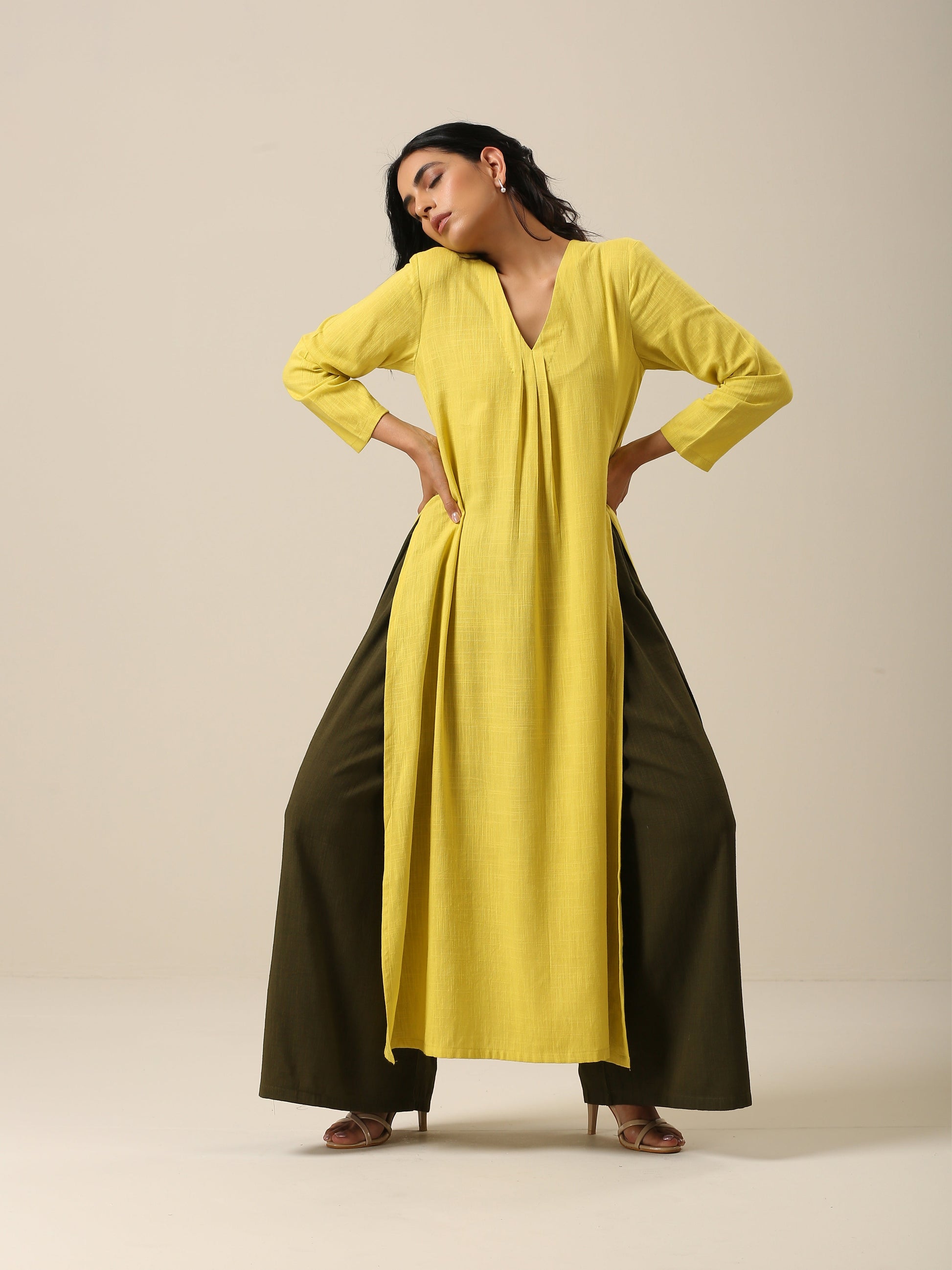trueBrowns Lime Slub Texture Slit Kurta Palazzo Set | Swadesiicart