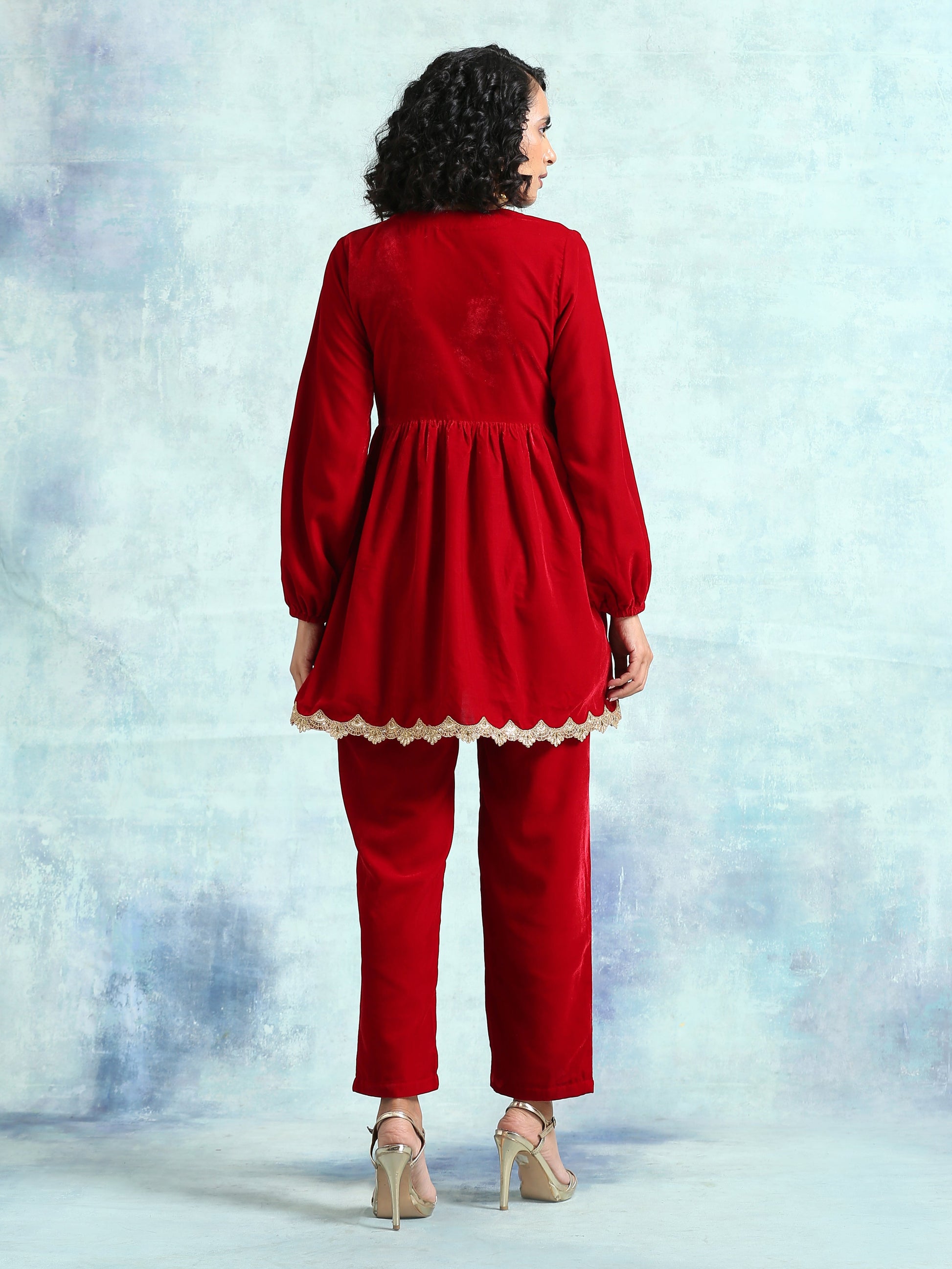 trueBrowns True Red Velvet Lace Co-Ord Set - Swadesiicart