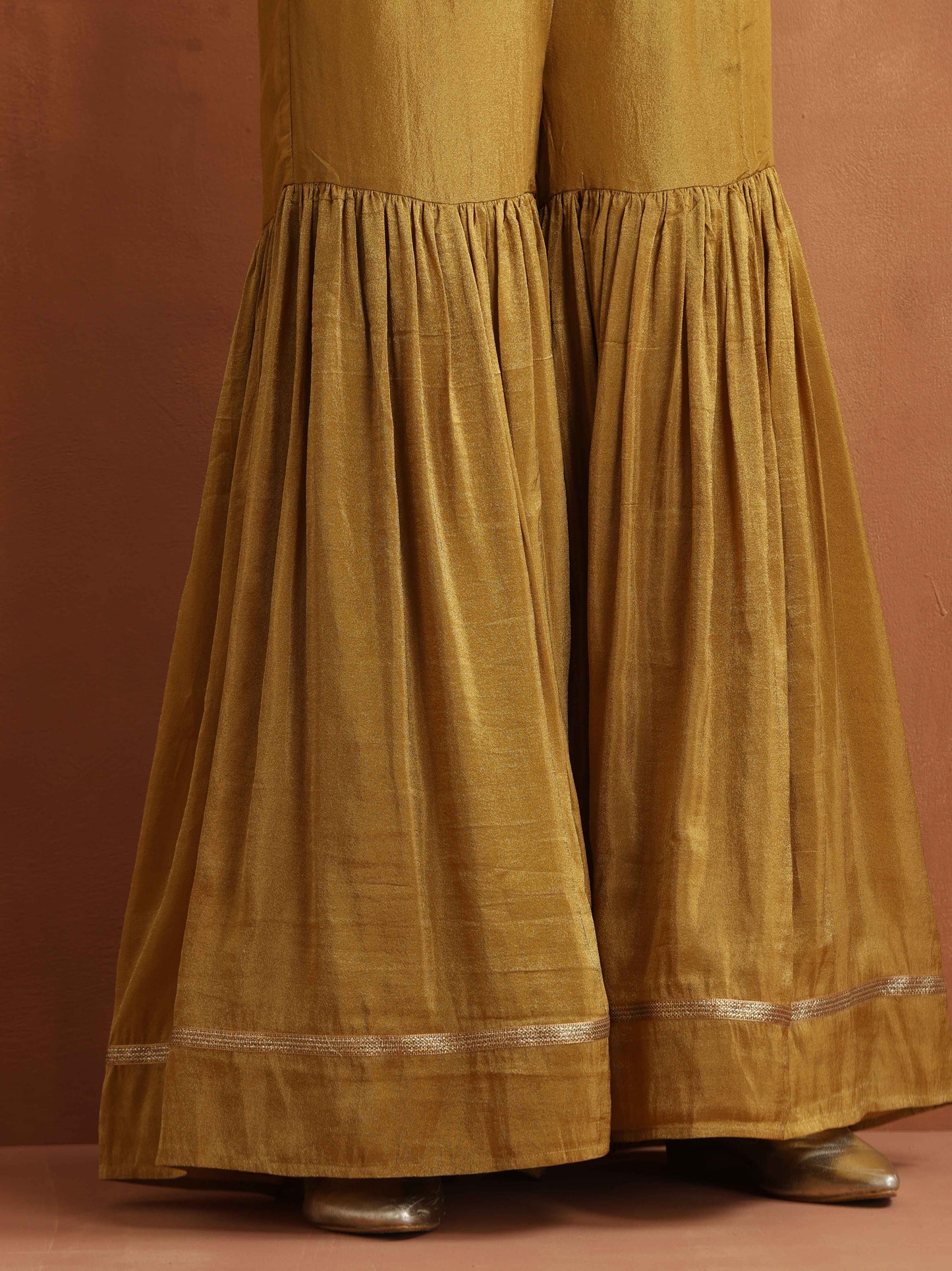 trueBrowns Gold Tissue Sharara Dupatta Set | Swadesiicart