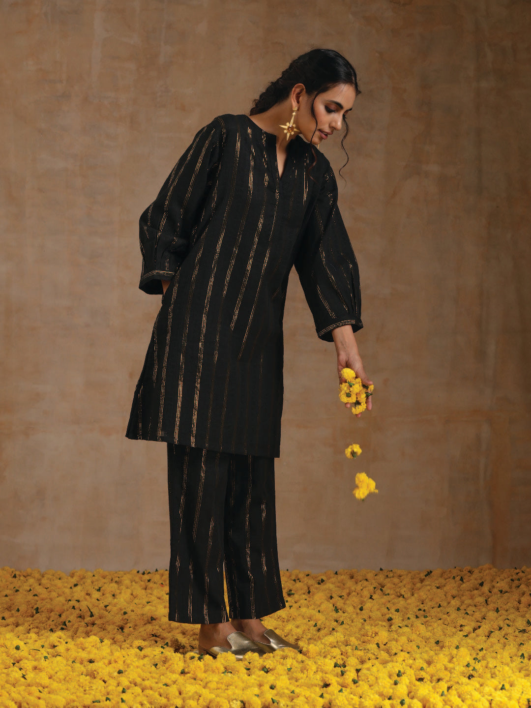 trueBrowns Black Gold Cotton Relaxed Co-Ord Set - Swadesiicart