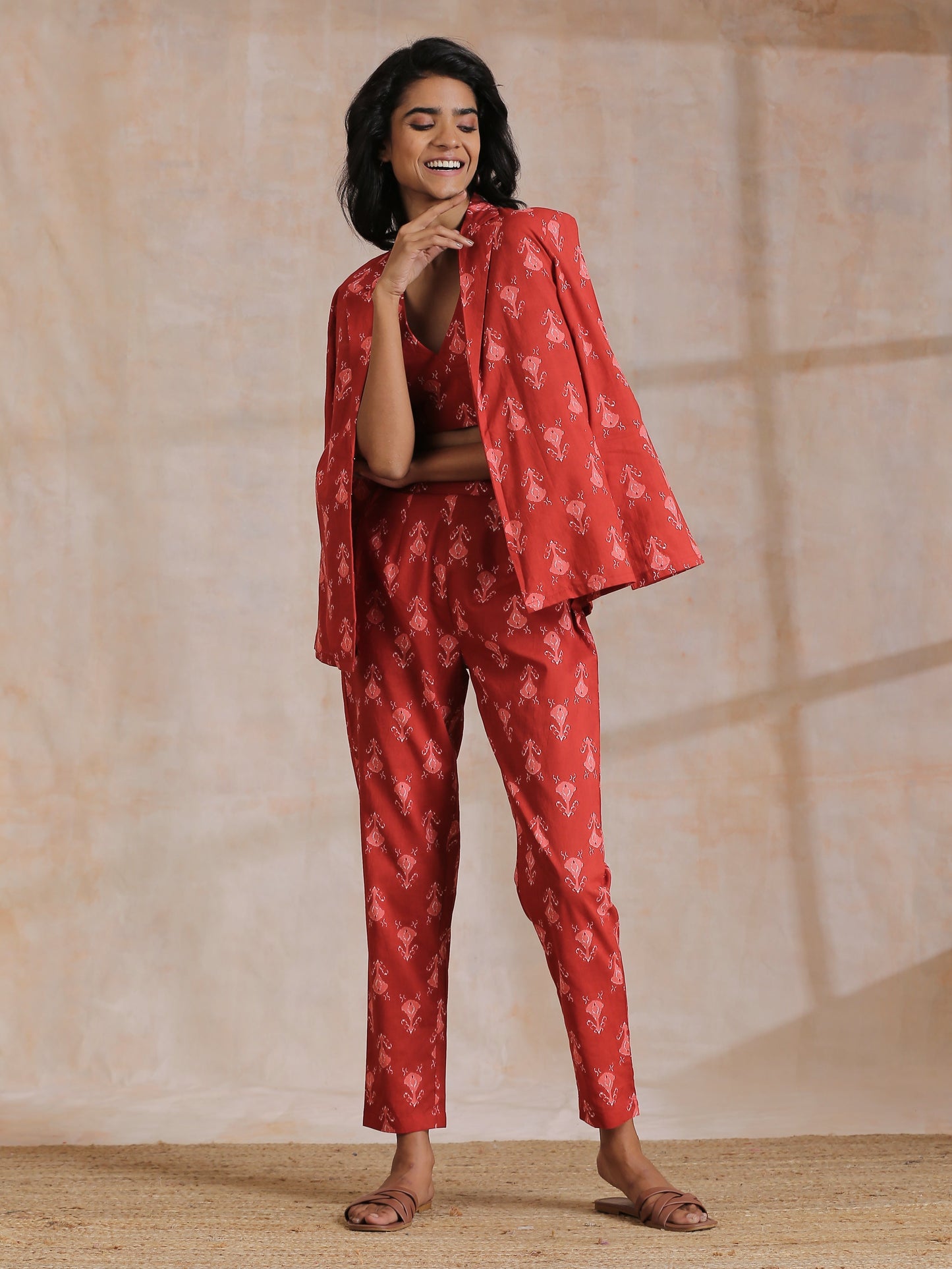 trueBrowns Red On Red Ikat Print Cotton Pant Suit Set | Swadesiicart