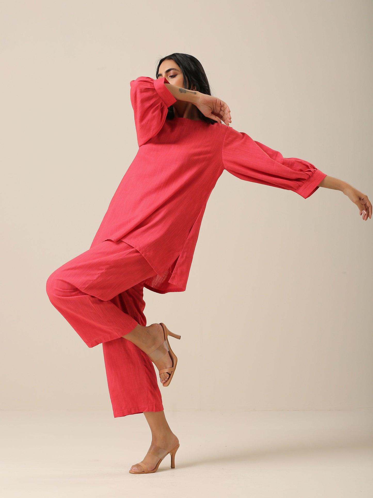 trueBrowns Bright Pink Slub Texture Baggy Sleeve Co-Ord Set - Swadesiicart