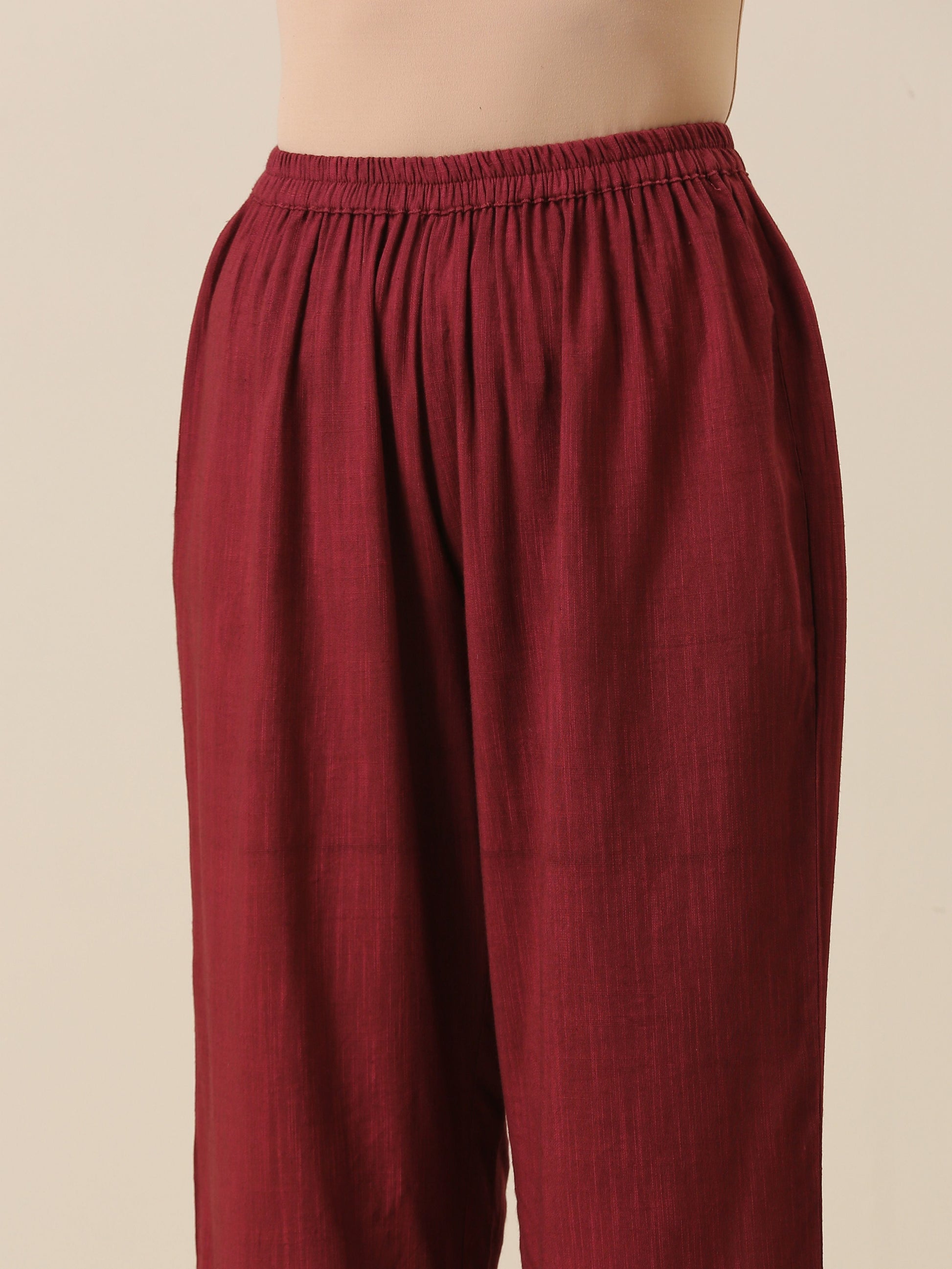 trueBrowns Ruby Wine Slub Texture Back Pleat Kurta Pant Set | Swadesiicart