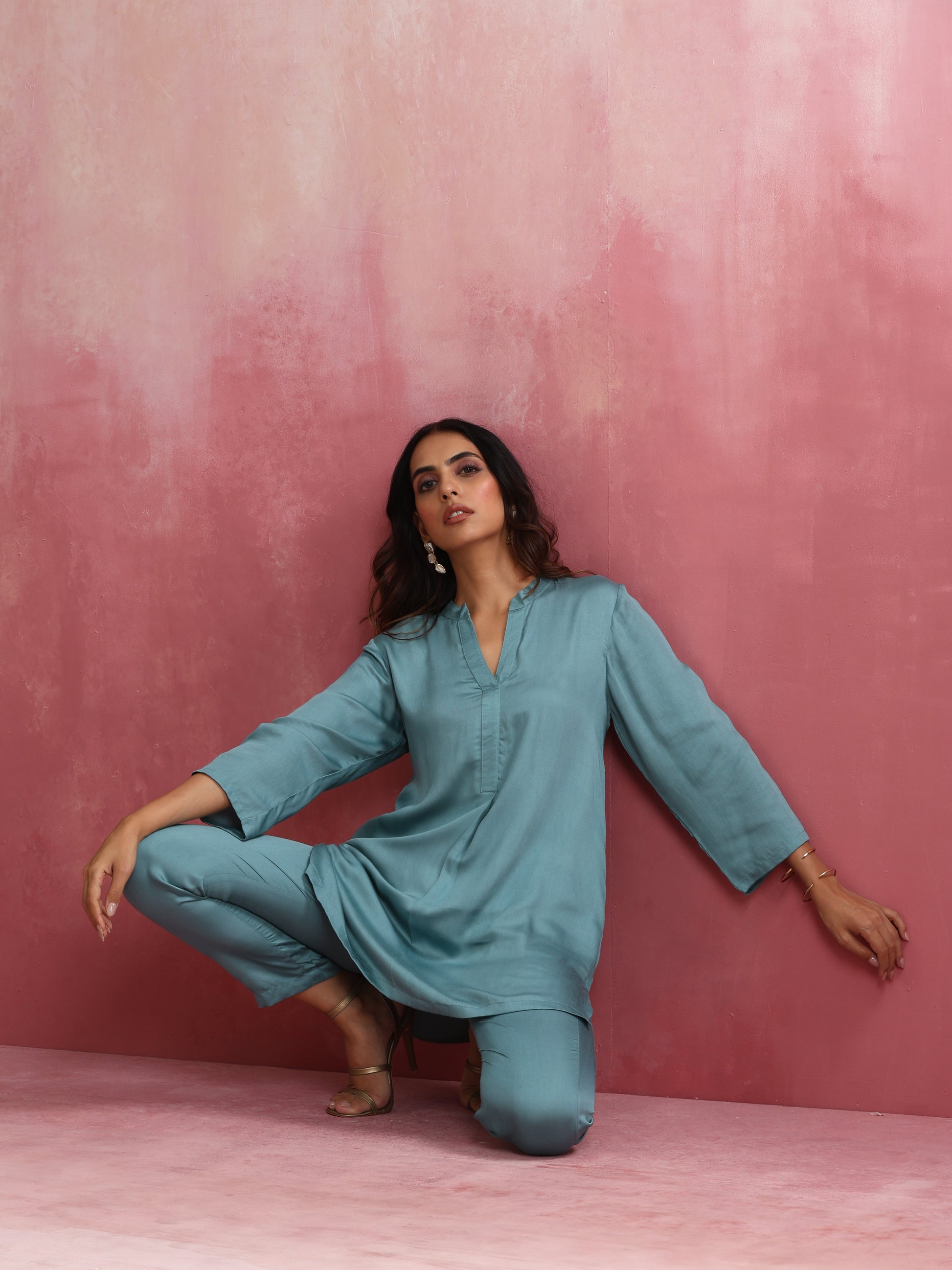 trueBrowns Light Blue Modal Straight Kurta Co-ord Set - Swadesiicart