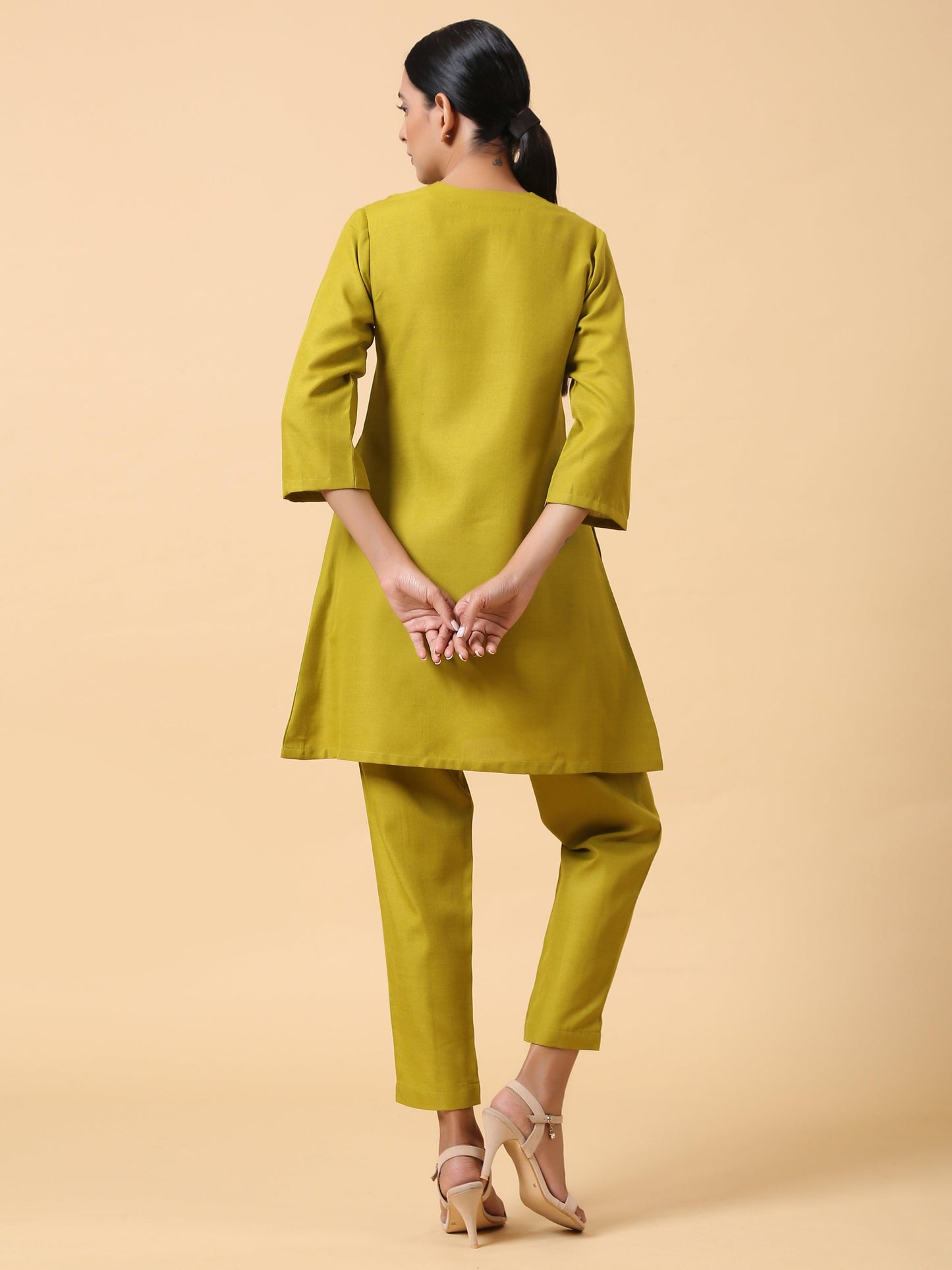 trueBrowns Cotton Linen Lime Green Pleated Co-Ord Set - Swadesiicart