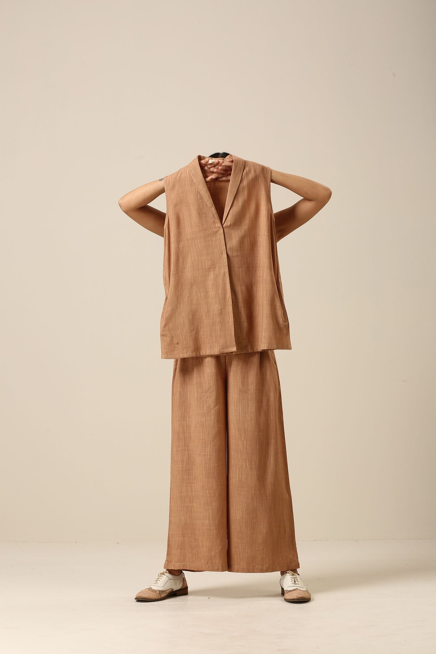 trueBrowns Beige Slub Texture Sleevesless Jacket Pant Set | Swadesiicart