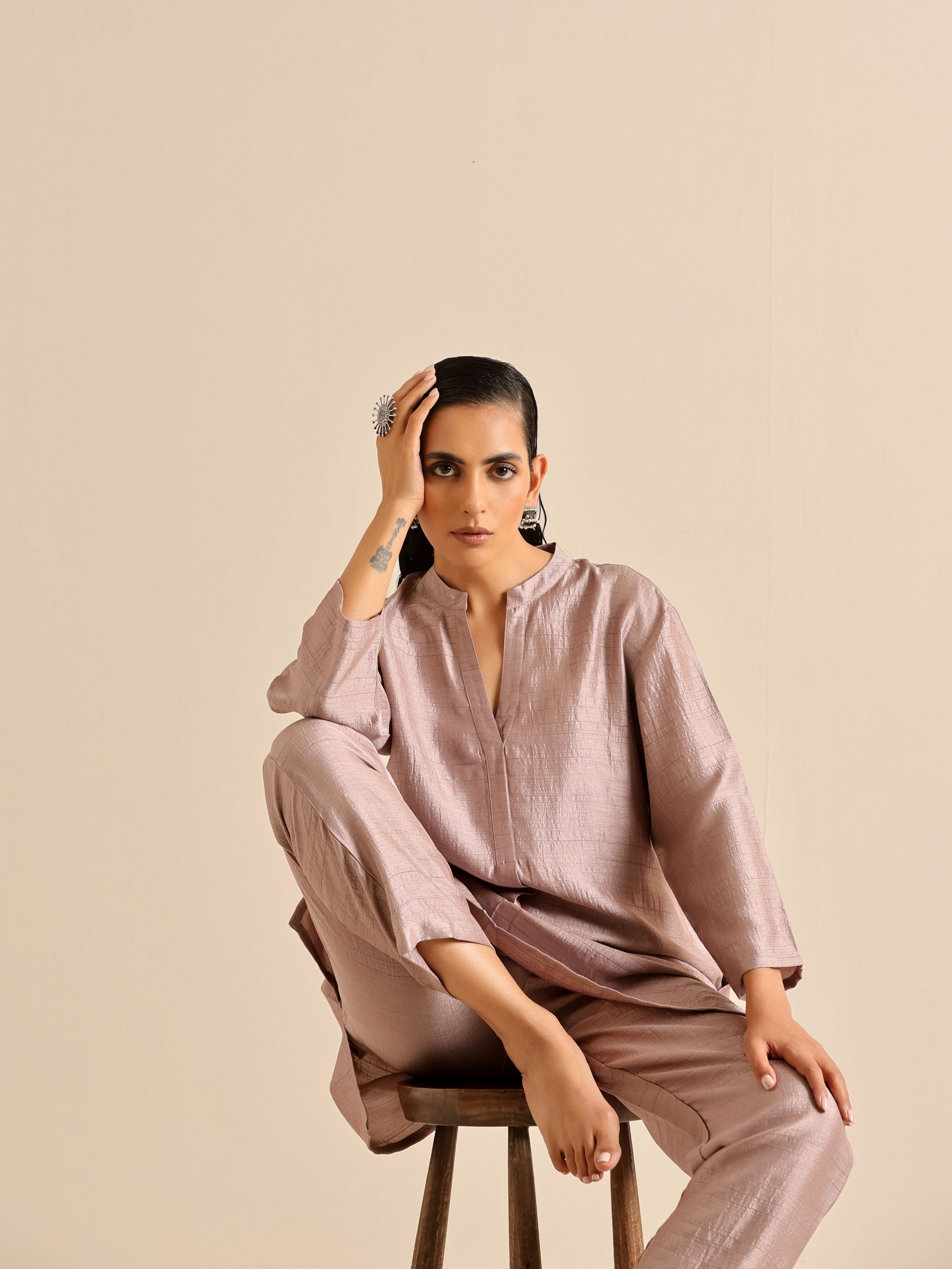 trueBrowns Grey Silk Texture Relaxed Co-Ord Set - Swadesiicart