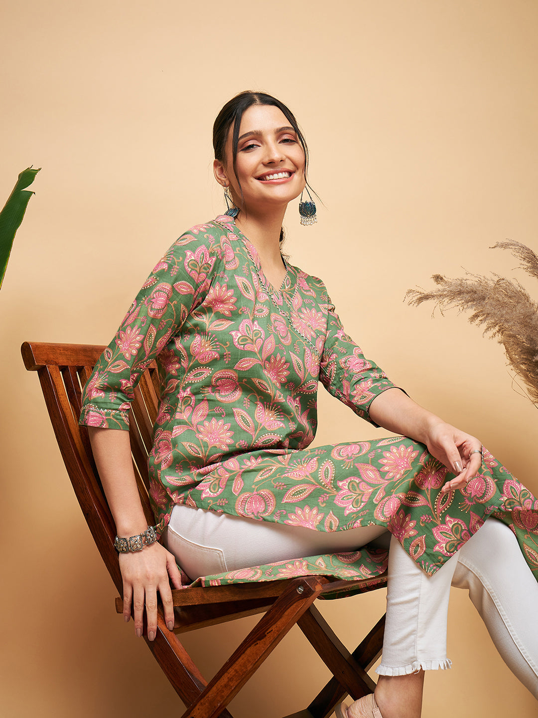 InWeave Women's Green Pink Floral Angrakha Straight Kurta - Swadesiicart