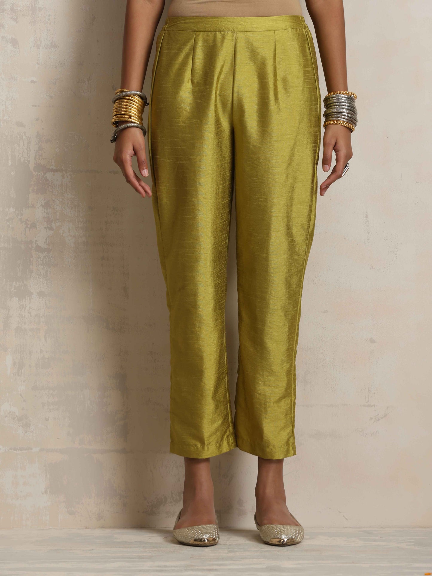 trueBrowns Green Shirt Kurta Set | Swadesiicart