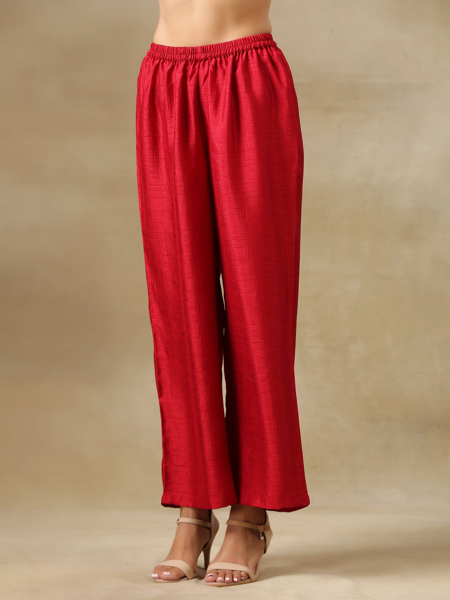 trueBrowns Maroon Textured Silk Front Slit Kurta Pant Set | Swadesiicart