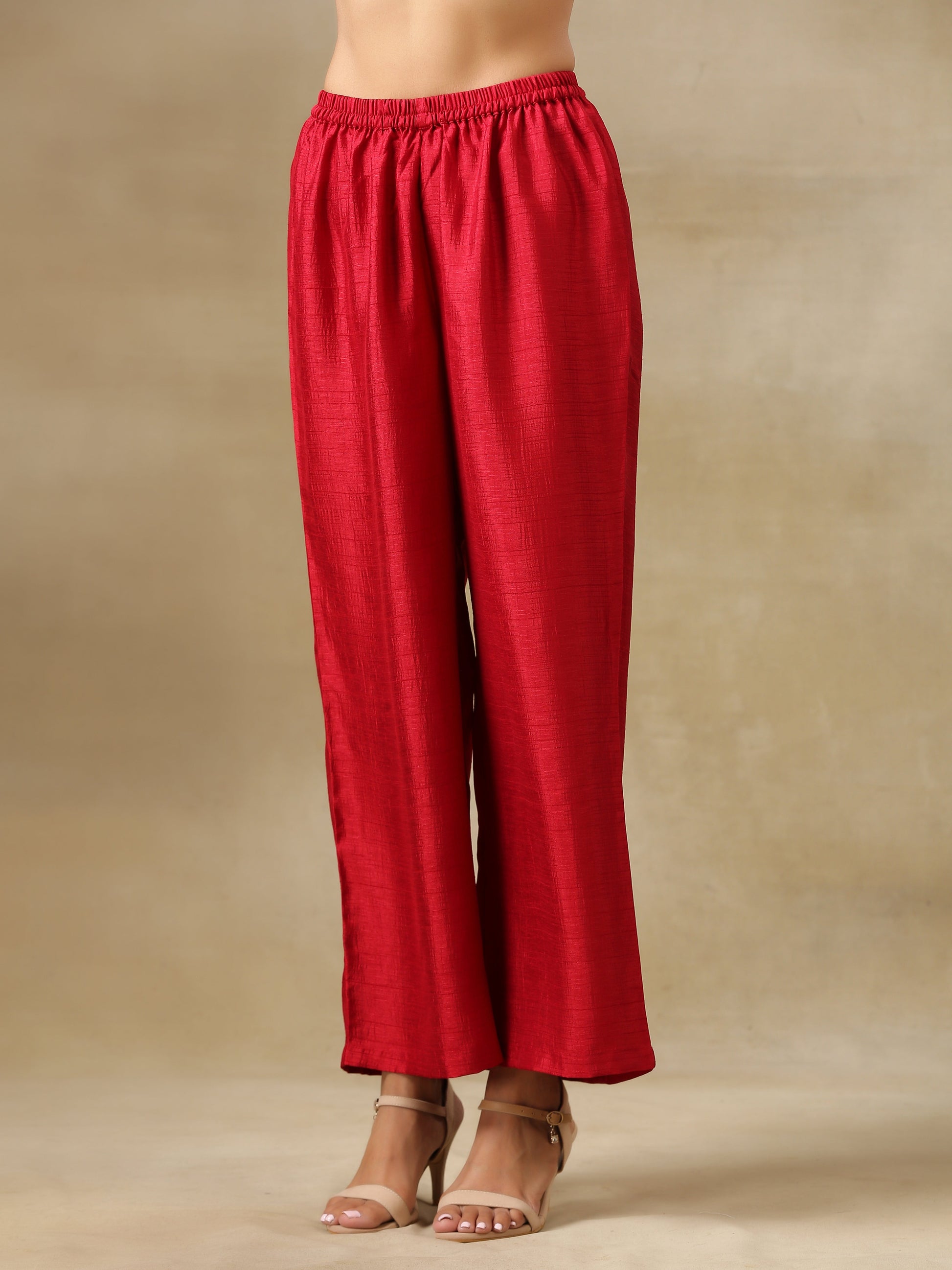 trueBrowns Maroon Textured Silk Front Slit Kurta Pant Set | Swadesiicart