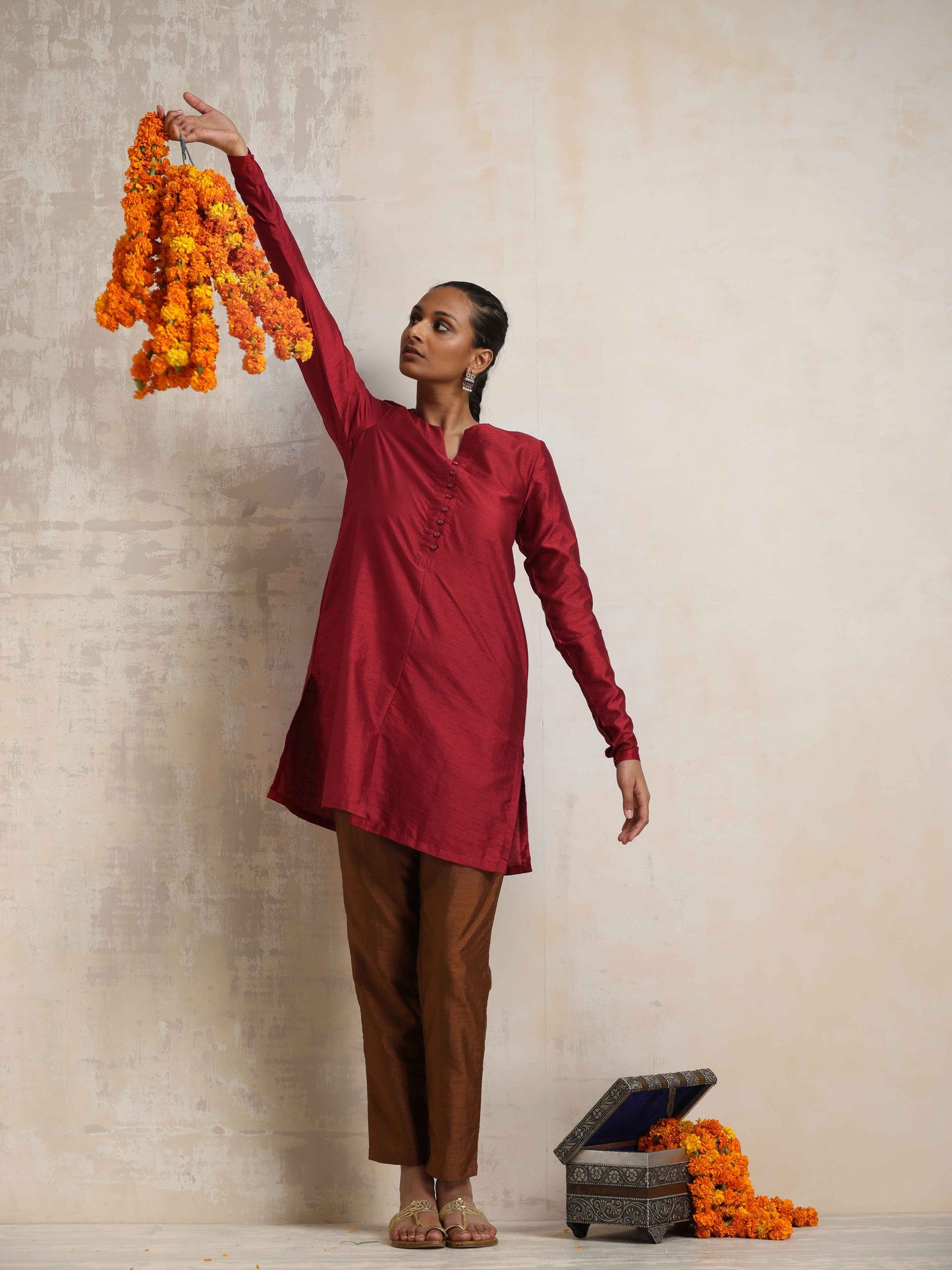 trueBrowns Red Silk Kurta Co-ord Set - Swadesiicart