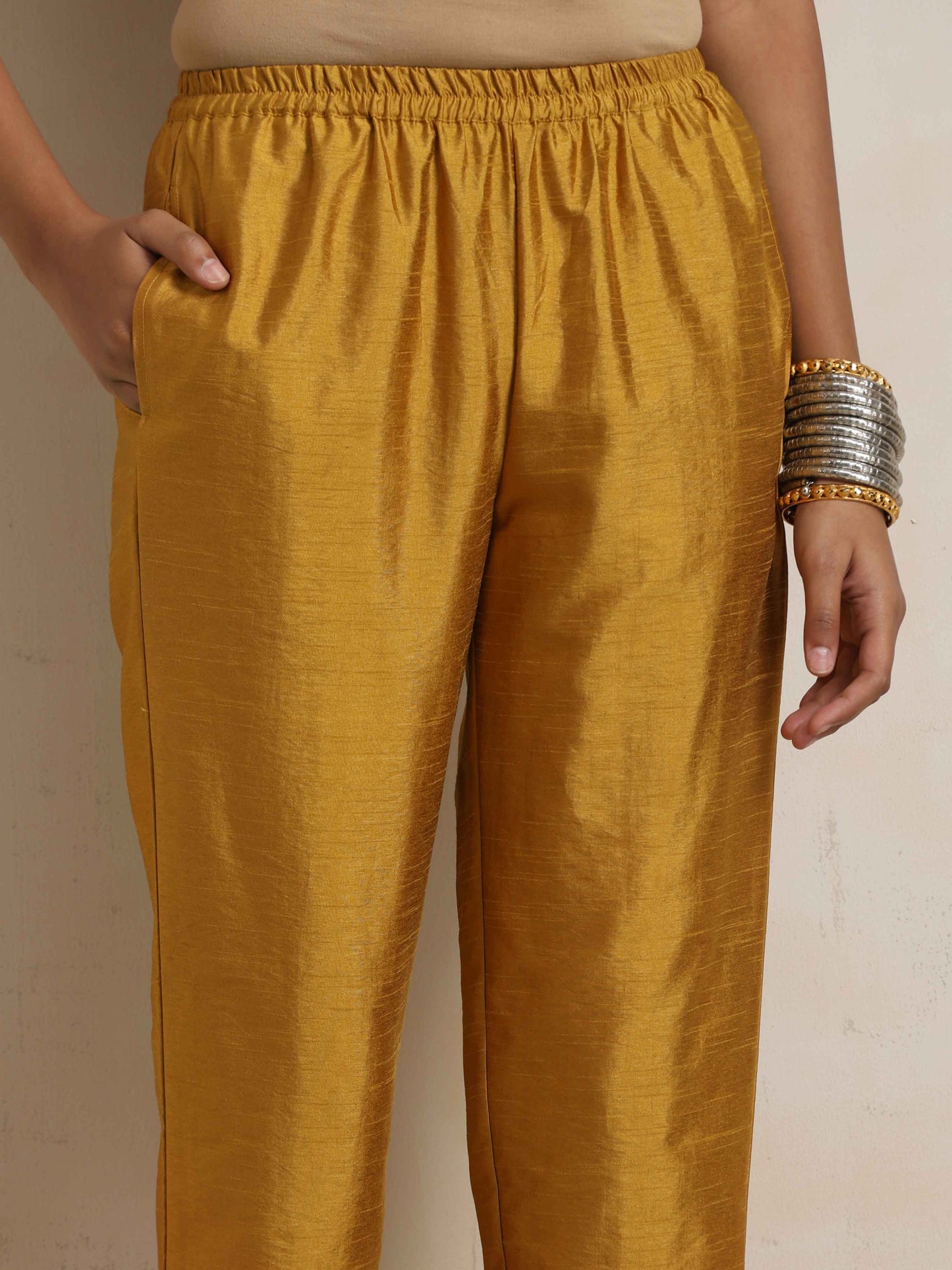 trueBrowns Gold Silk Kurta Co-ord Set - Swadesiicart