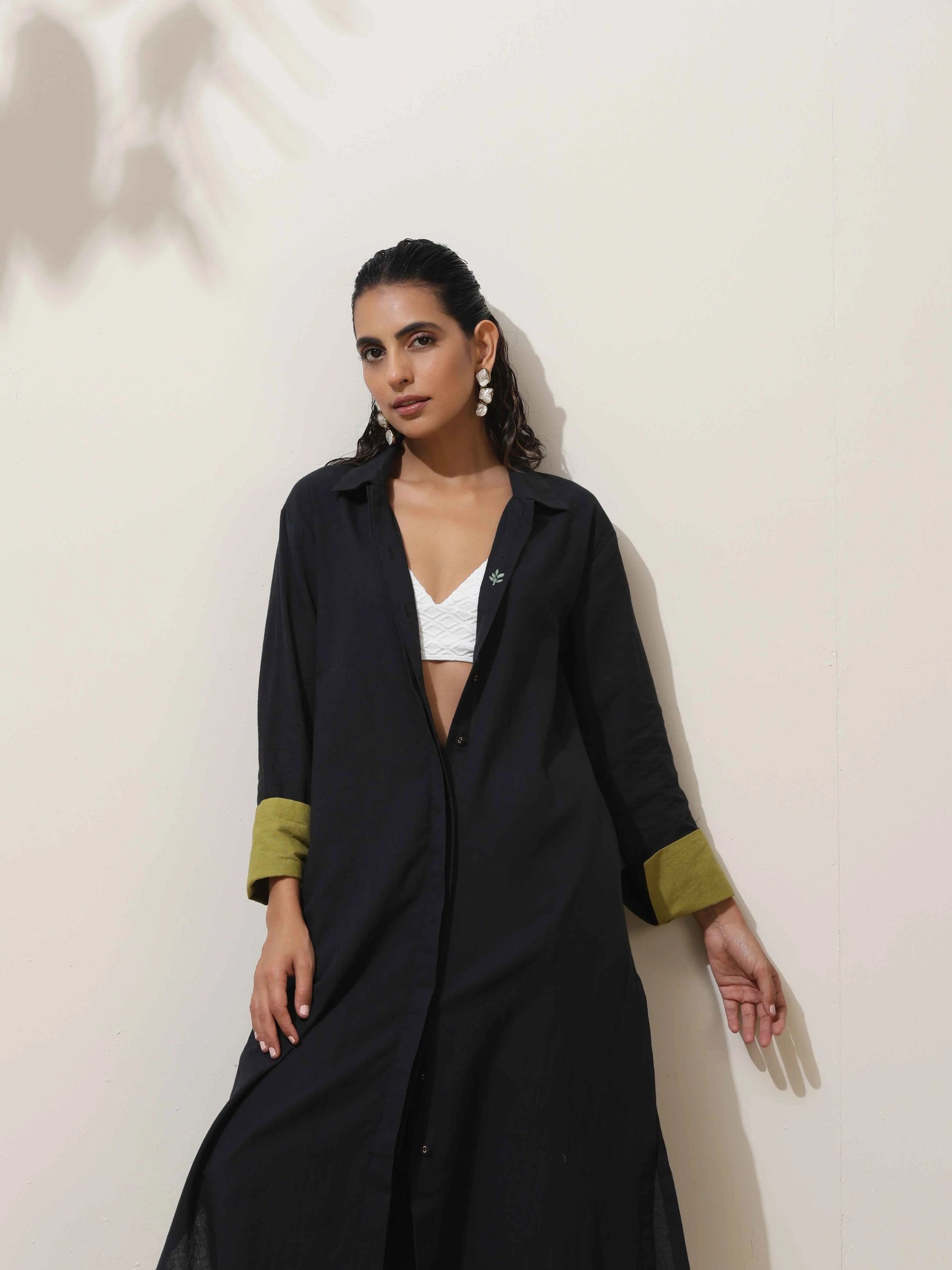 trueBrowns Black Cotton Linen Kurta Pant Set | Swadesiicart