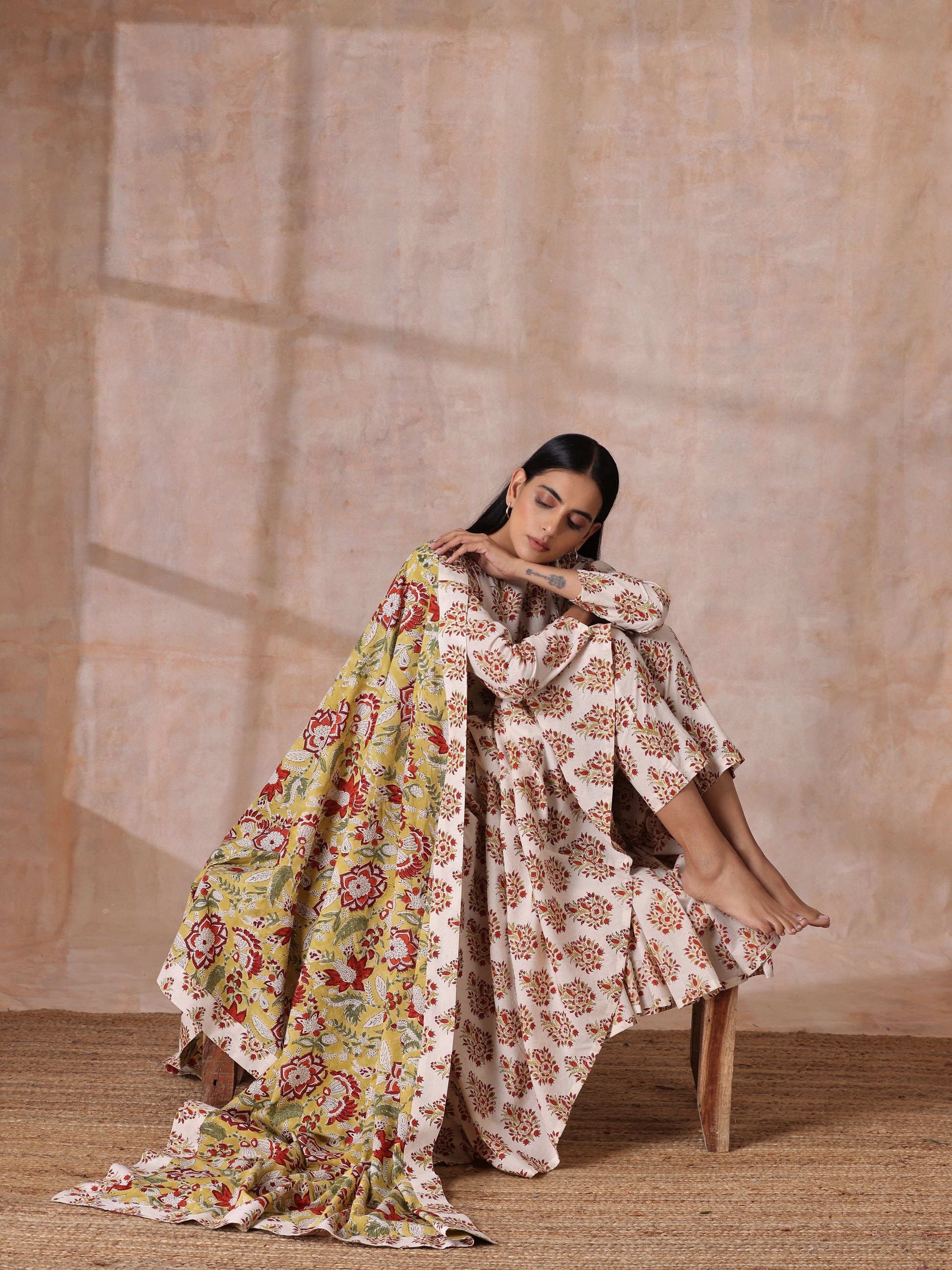 trueBrowns White With Red Yellow Buta Block Print Cotton Kurta Pant Dupatta Set | Swadesiicart
