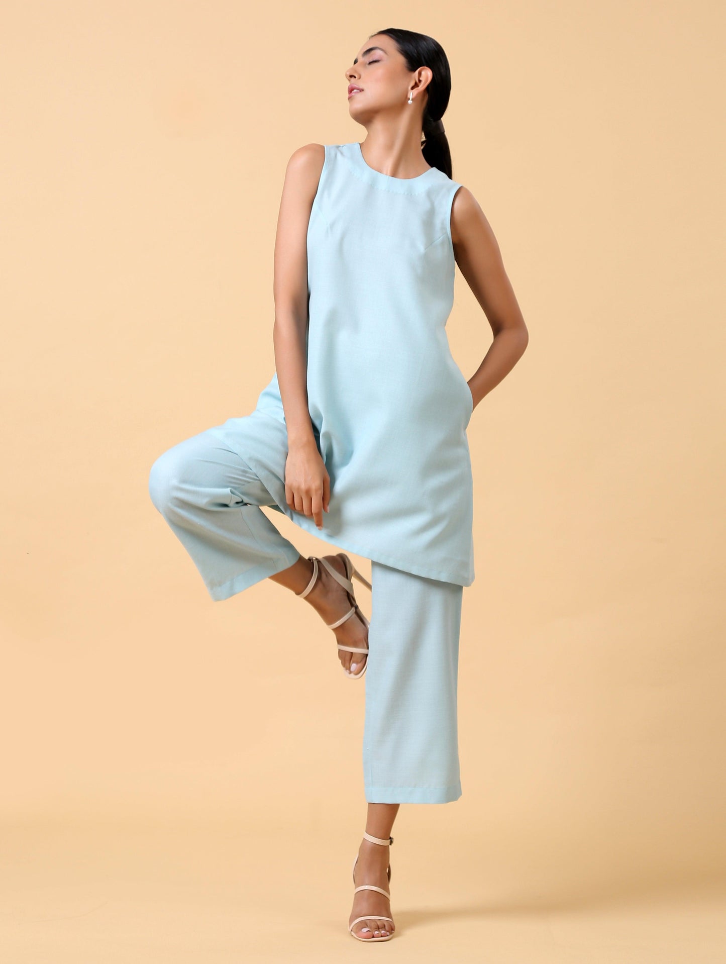 trueBrowns Cotton Linen Light Blue Sleeveless Co-Ord Set | Relove - Swadesiicart
