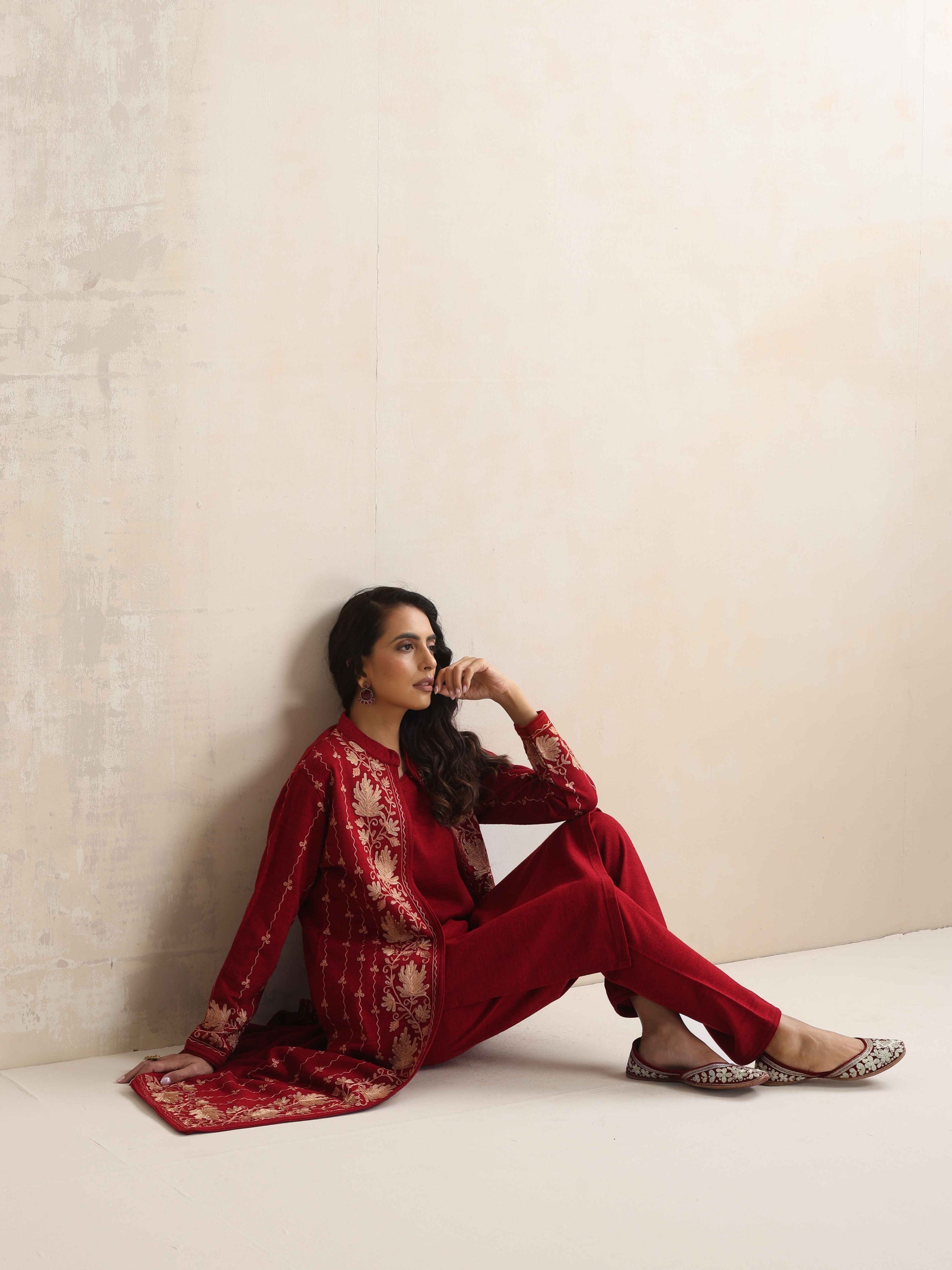 trueBrowns Red Kashmiri Woollen Jacket 3pc Set | Swadesiicart