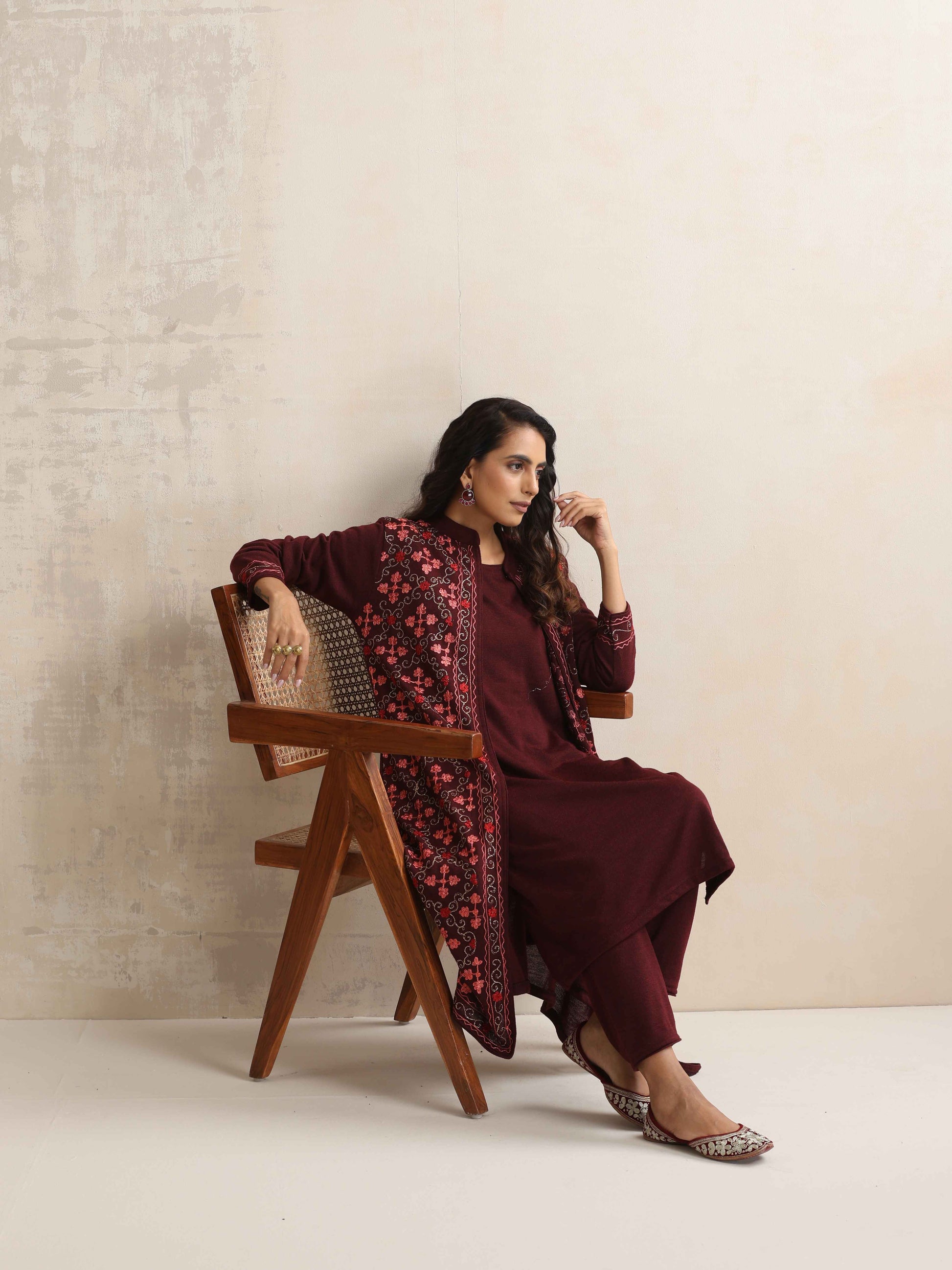 trueBrowns Purple Kashmiri Woollen Jacket 3pc Set | Swadesiicart
