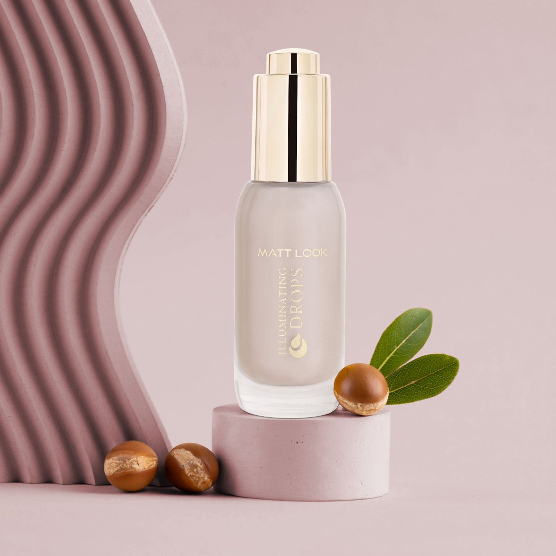 Matt Look Illuminating Drops Liquid Highlighter - 002 Gold Glimmer - Swadesiicart