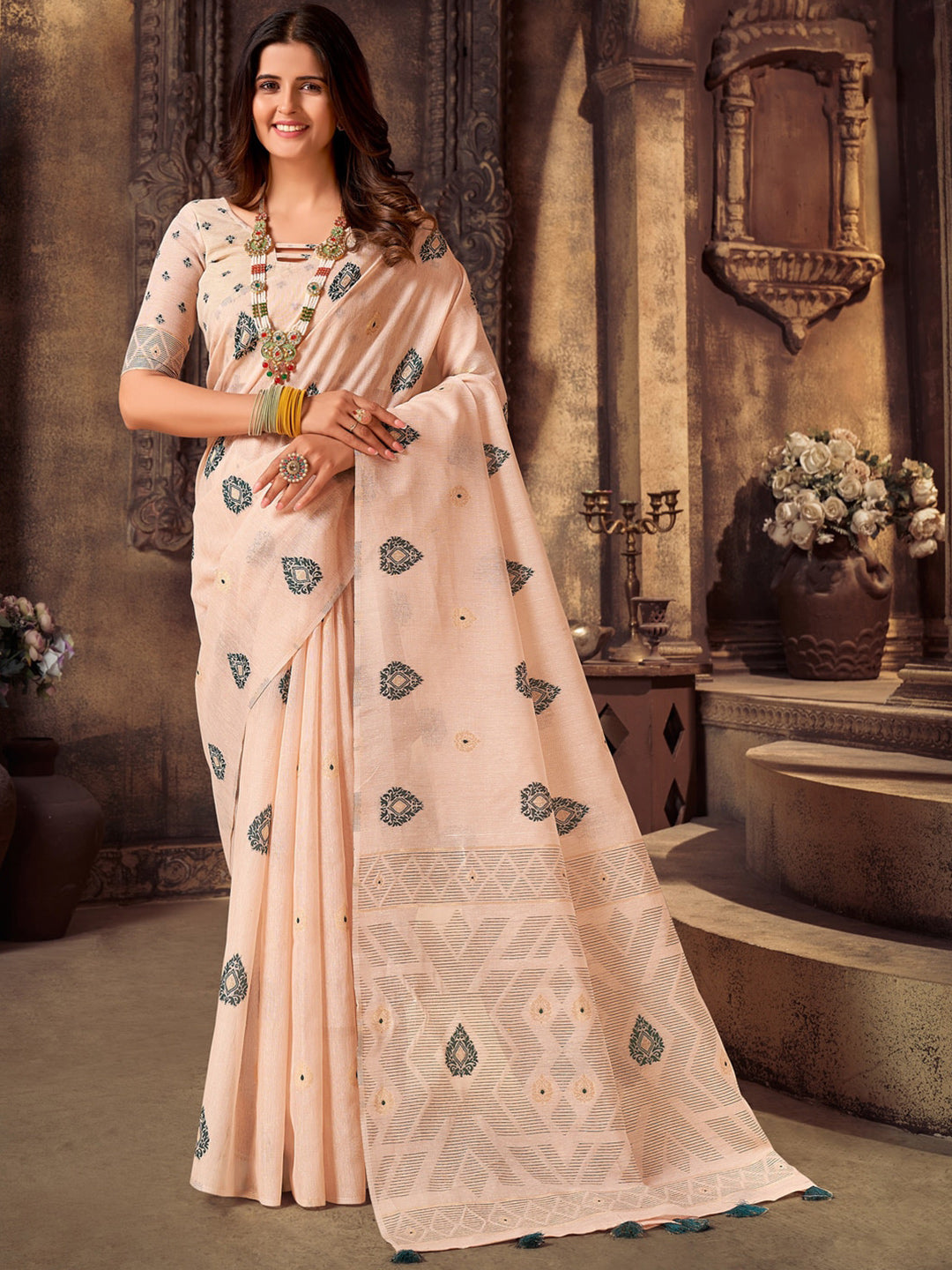 Sangria Woven Design Banarasi Saree | Swadesiicart