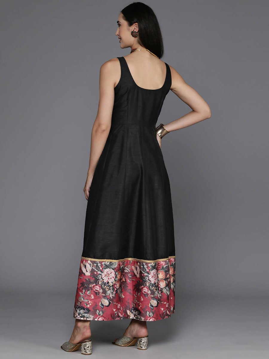 Ahalyaa Women's Traditional wear Ethnic Dress - Black | Swadesiicart