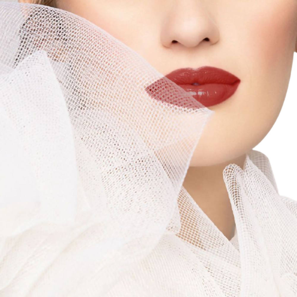 Manish Malhotra Hi-Shine Lipstick - Ruby Runway (4 Gm) - Swadesiicart