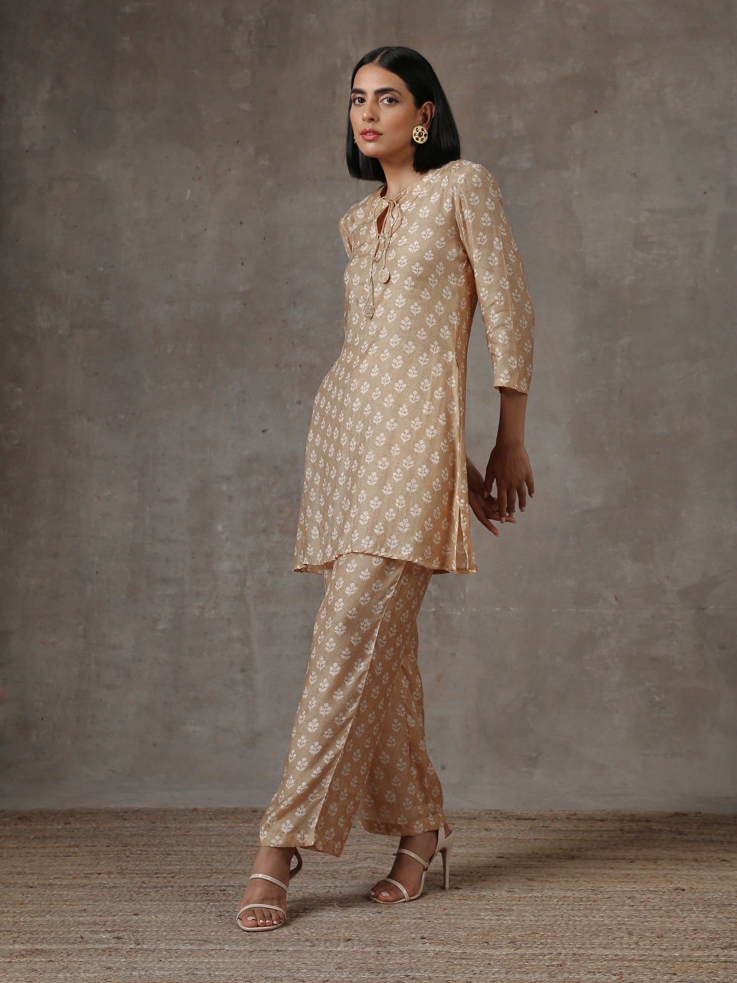 trueBrowns Beige White Printed Silk Co-Ord Set - Swadesiicart