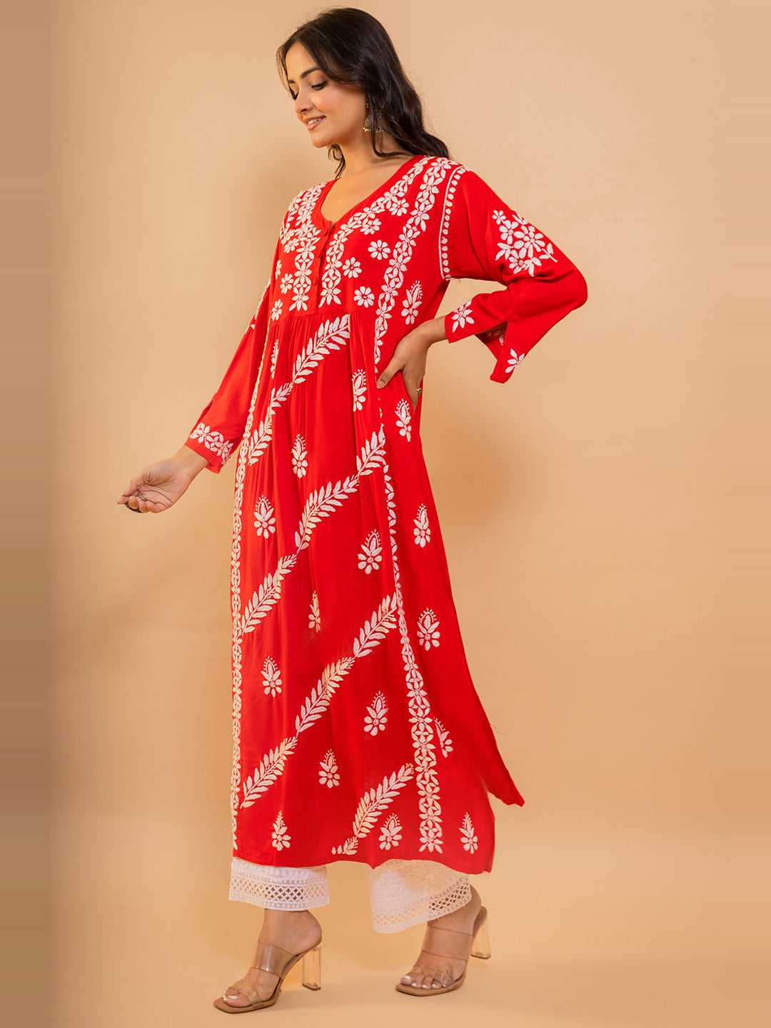 HOUSE OF KARI Cotton Floral Embroidered Chikankari Kurta | Swadesiicart