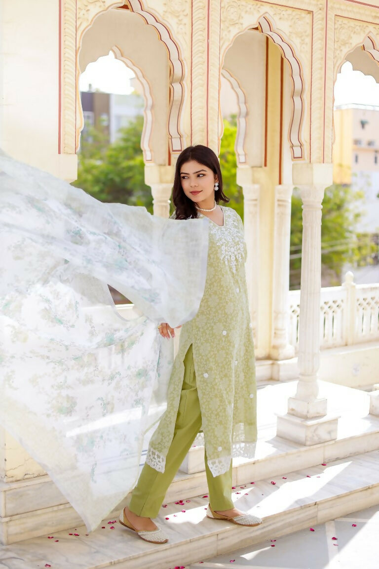 Vaasva Women Pista Green Linen Printed Kurta, Pant & Dupatta set | Swadesiicart