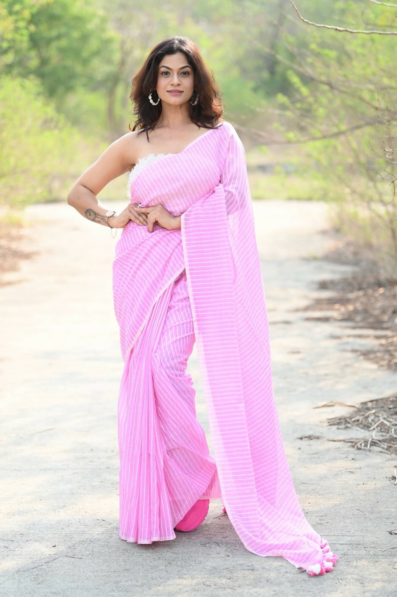 Very Much Indian Designer Pure Cotton Saree With All Over Linear Stripes - Light Pink | Swadesiicart