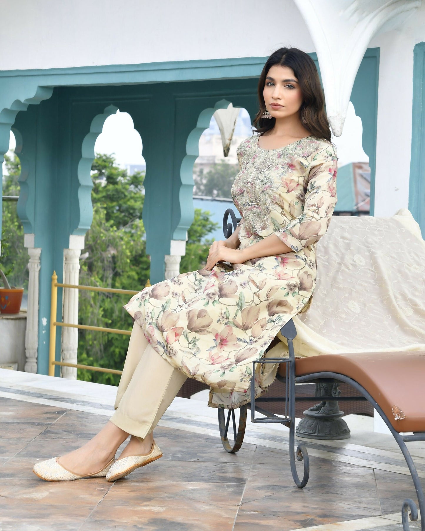 Vaasva Women's Cream Tissue Embroidered Suit Set With Solid Pant And Embroidered Dupatta | Swadesiicart
