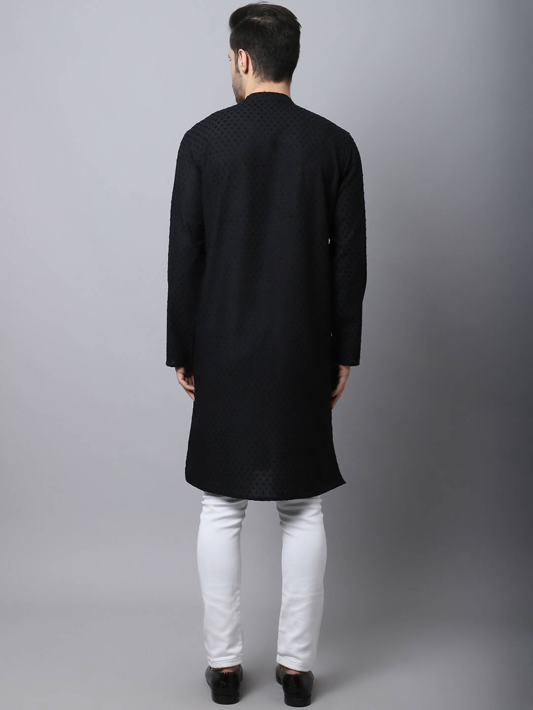 Even Apparels Black Pure Cotton Men's Kurta With Side Placket (MMS446) | Swadesiicart