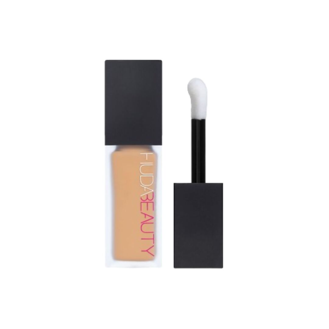 Huda Beauty Faux Filter Concealer - Graham Cracker | Swadesiicart