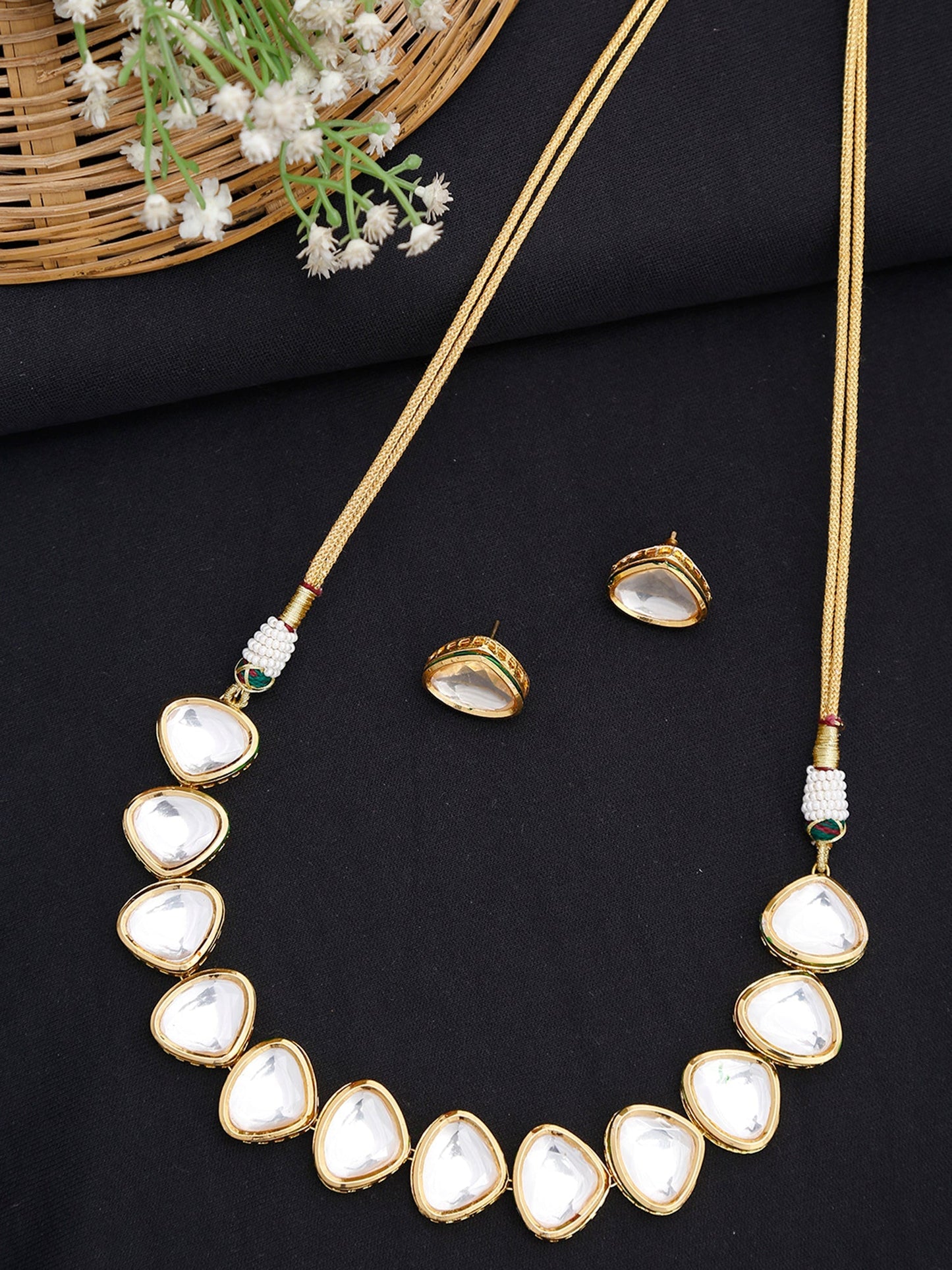 Kundan Choker With Kundan Studs - Ruby Raang | Swadesiicart