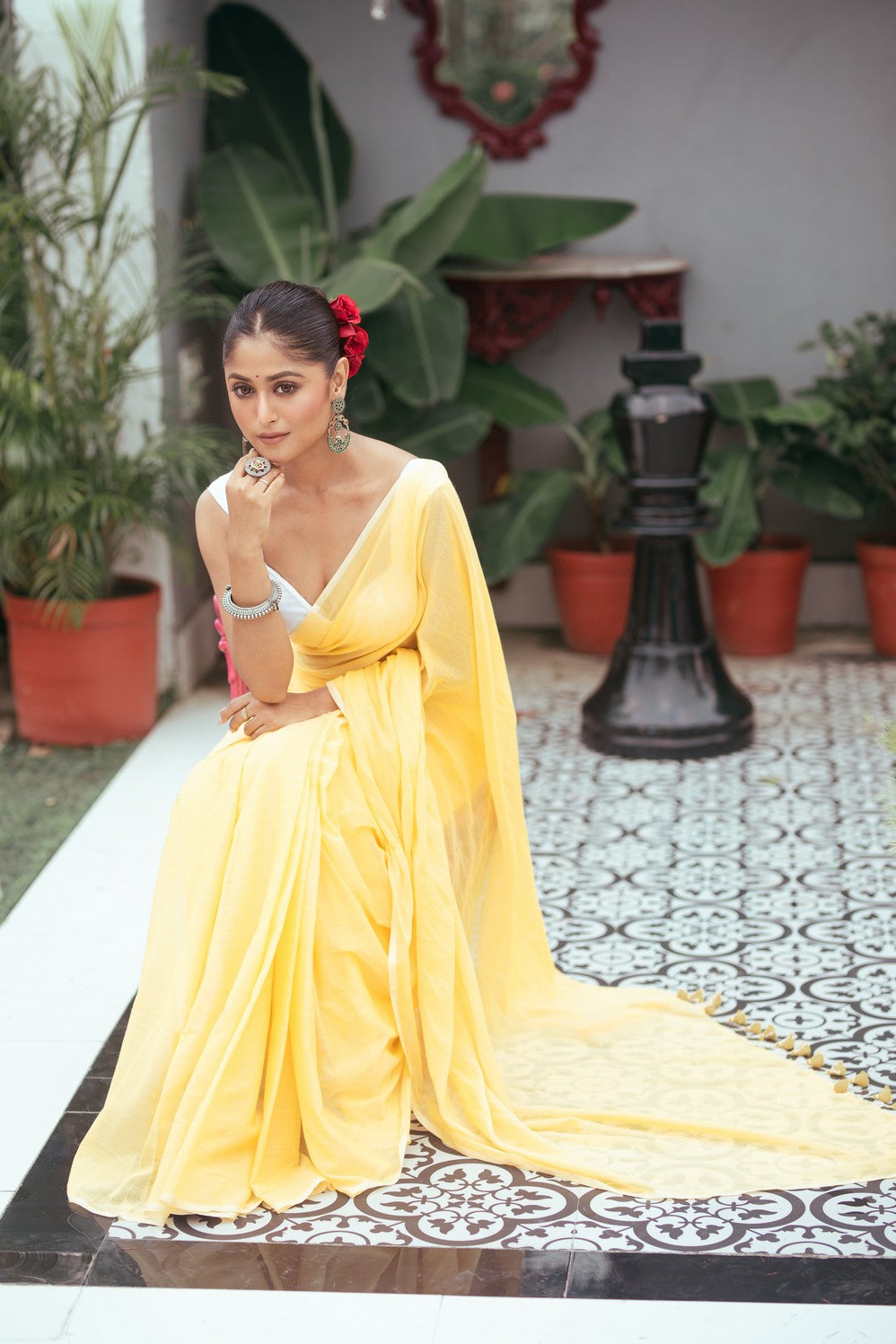 Very Much Indian Mastaani - Pure Mul Cotton Handloom Saree - Fresh Yellow | Swadesiicart