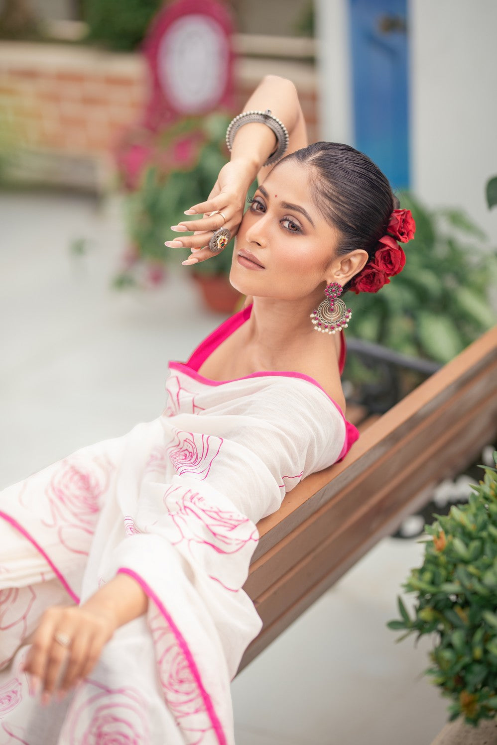 Very Much Indian Mastaani - Pure Mul Cotton Handloom Saree with Beautiful Rose Prints - Pink | Swadesiicart