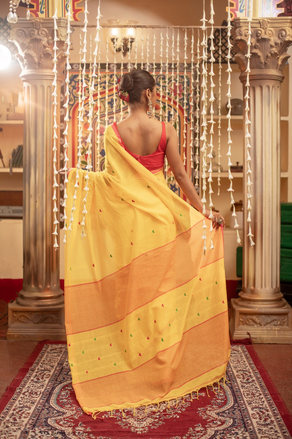 Very Much Indian Mastaani - Pure Mul Jamdhani Cotton Handloom Saree with Beautiful Heart Weaves - Yellow | Swadesiicart