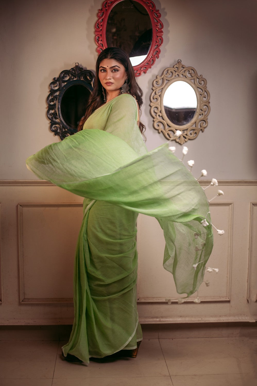 Very Much Indian Mastaani - Pure Mul Cotton Handloom Saree - Sage Green | Swadesiicart