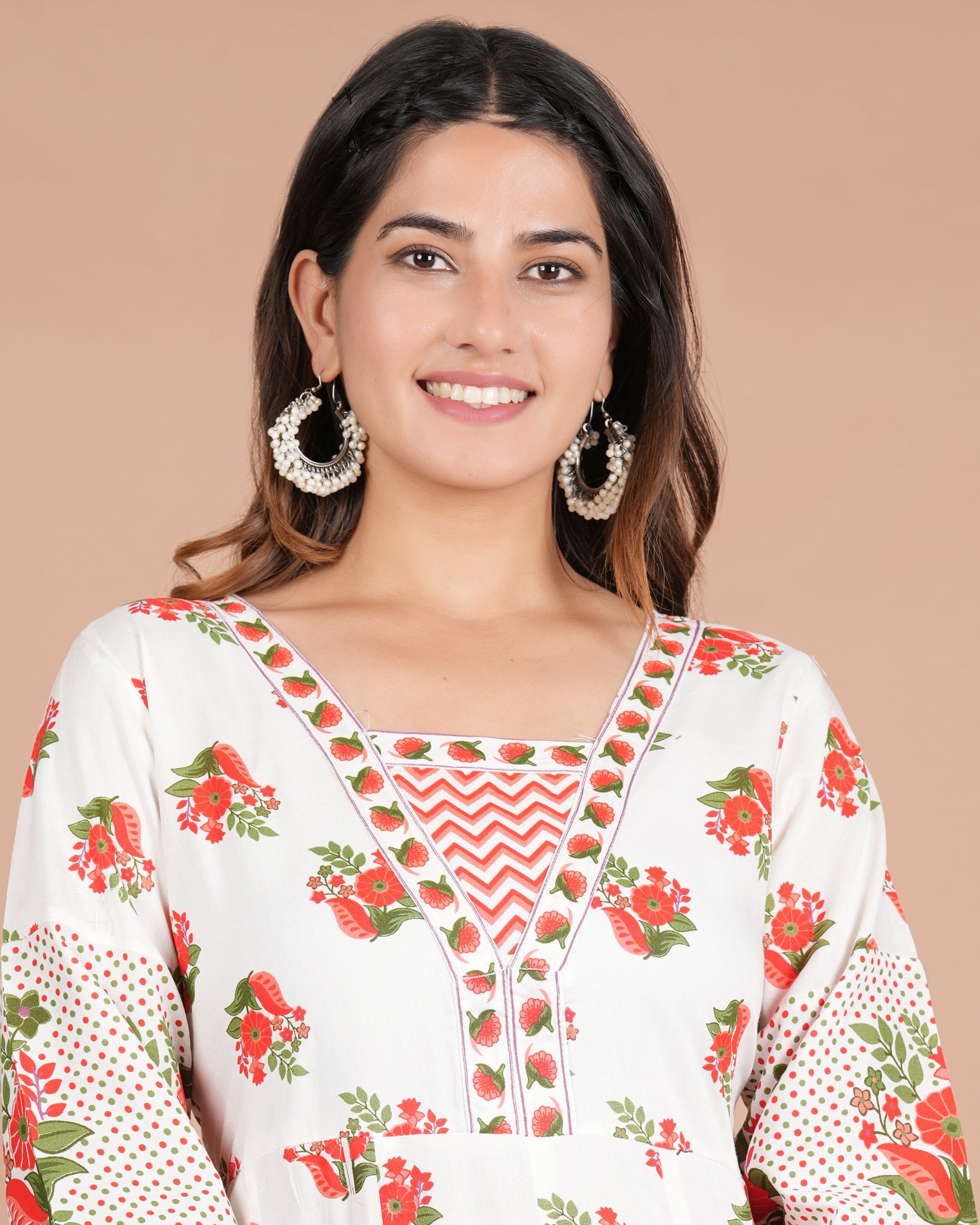 House of RP Women's Off-White Floral Cotton Kurta, Pant Set | Swadesiicart