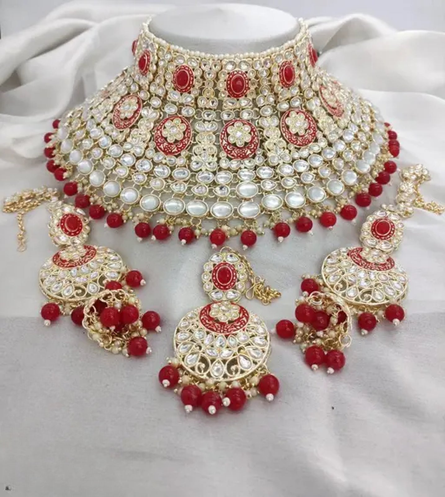 Jewel City Royal Kundan Choker Set with Magenta Beads - Traditional Indian Wedding Jewelry Set with Earrings and Tikka | Swadesiicart