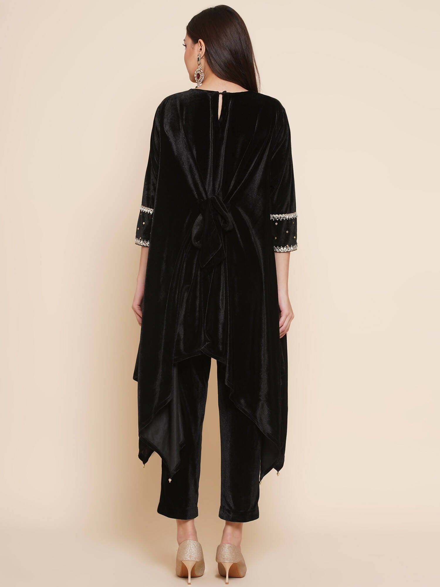 Women Republic Black Velvet Kaftaan Style Kurta With Pants | Swadesiicart