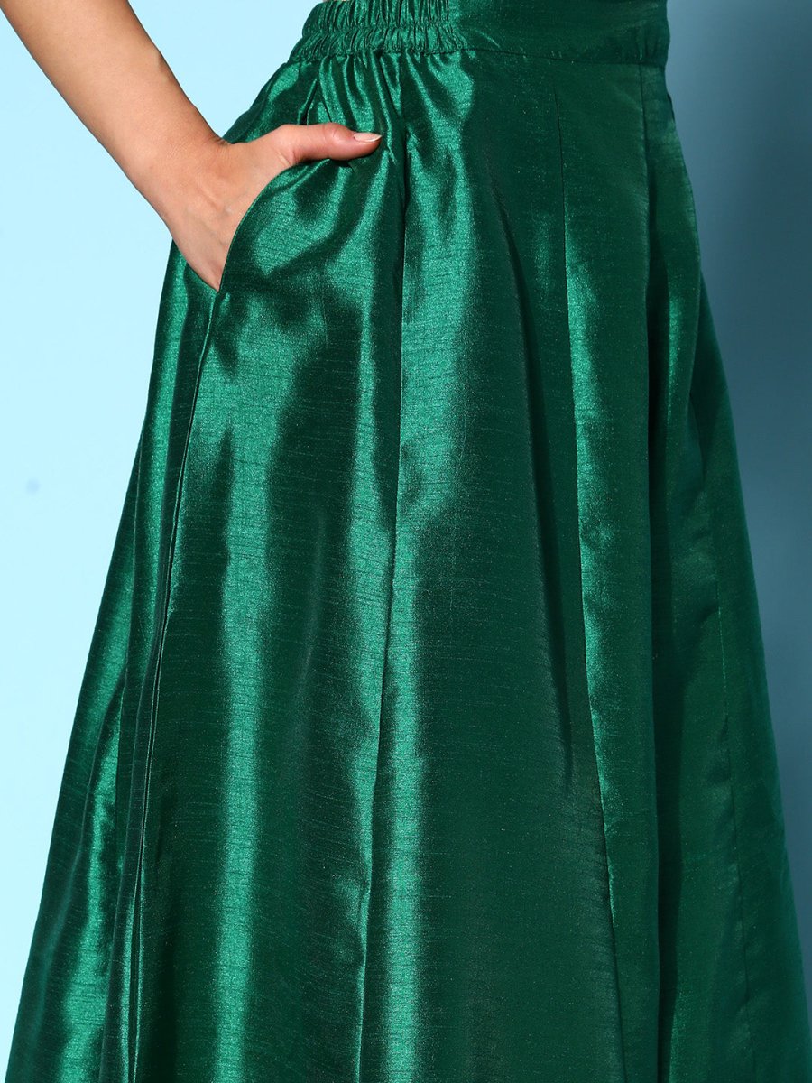 Ahalyaa Women Green & Gold-Toned Printed Co-ords - Swadesiicart