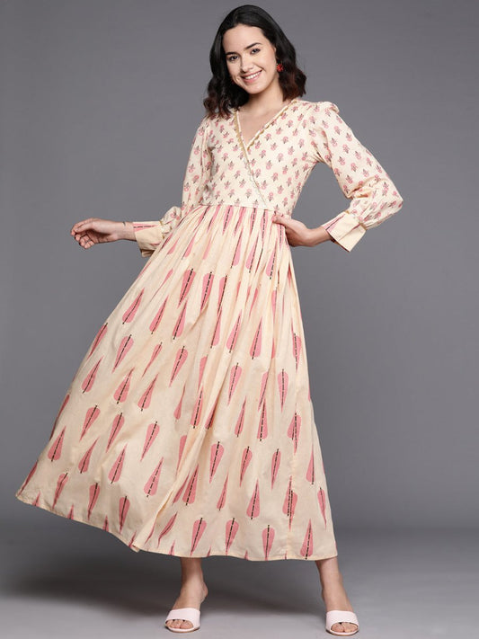 Ahalyaa Floral Print Puff Sleeves Maxi Ethnic Dress | Swadesiicart