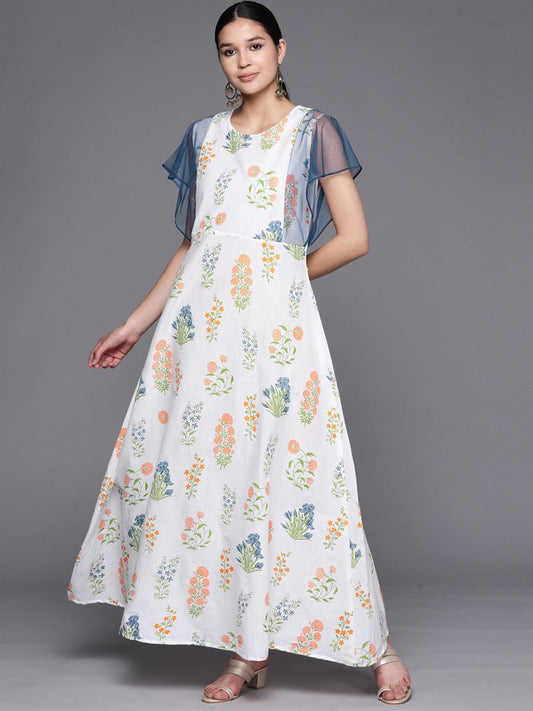 Ahalyaa Women White & Blue Printed A-Line Kurta | Swadesiicart