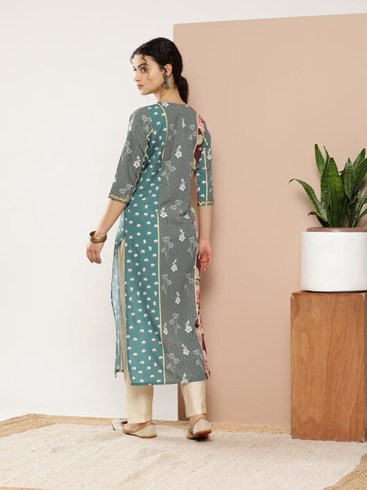 Ahalyaa Women Green & Pink Floral Printed Gotta Patti Floral Crepe Kurta | Swadesiicart