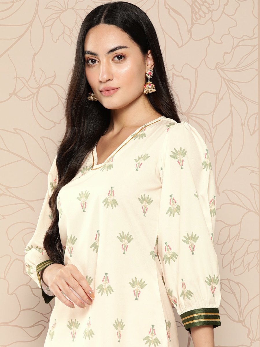 Ahalyaa Women Floral Printed Gotta Patti Crepe Kurta | Swadesiicart